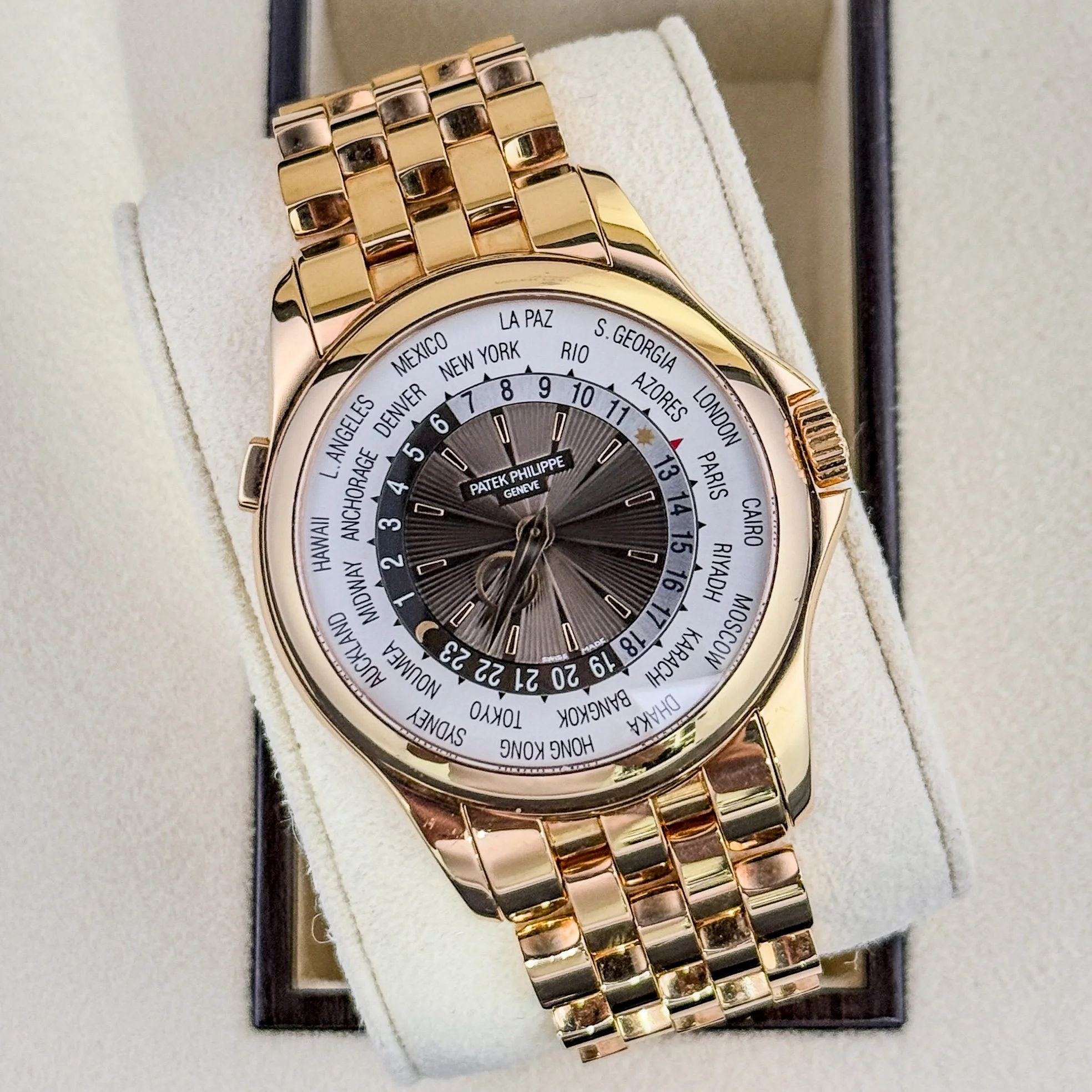Patek Philippe World Time Rose Gold Brown Dial Watch 39.5mm 5130/1R