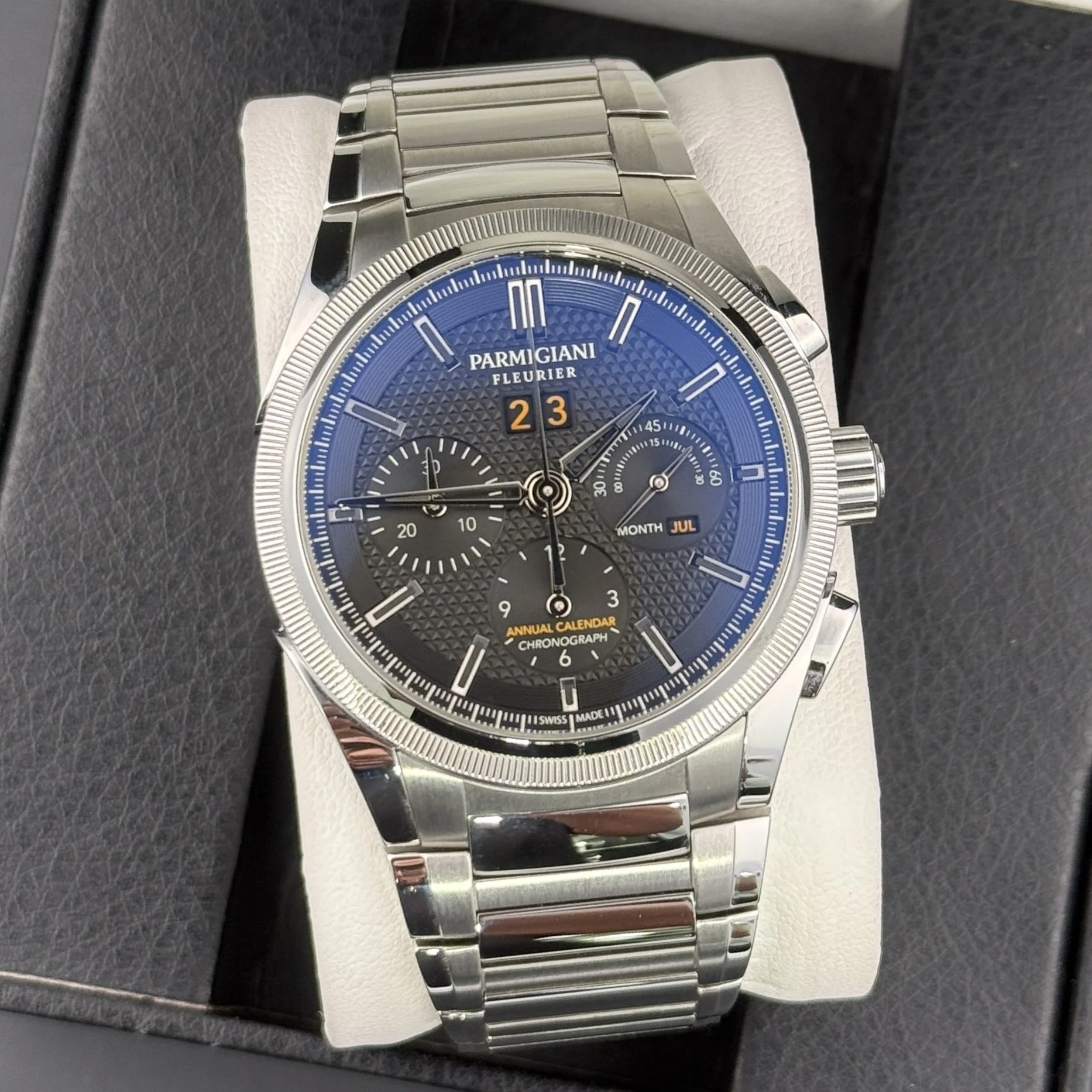 Parmigiani Fleurier Tondagraph GT Guilloche Black Dial Steel 42mm PFC906 Men’s Watch