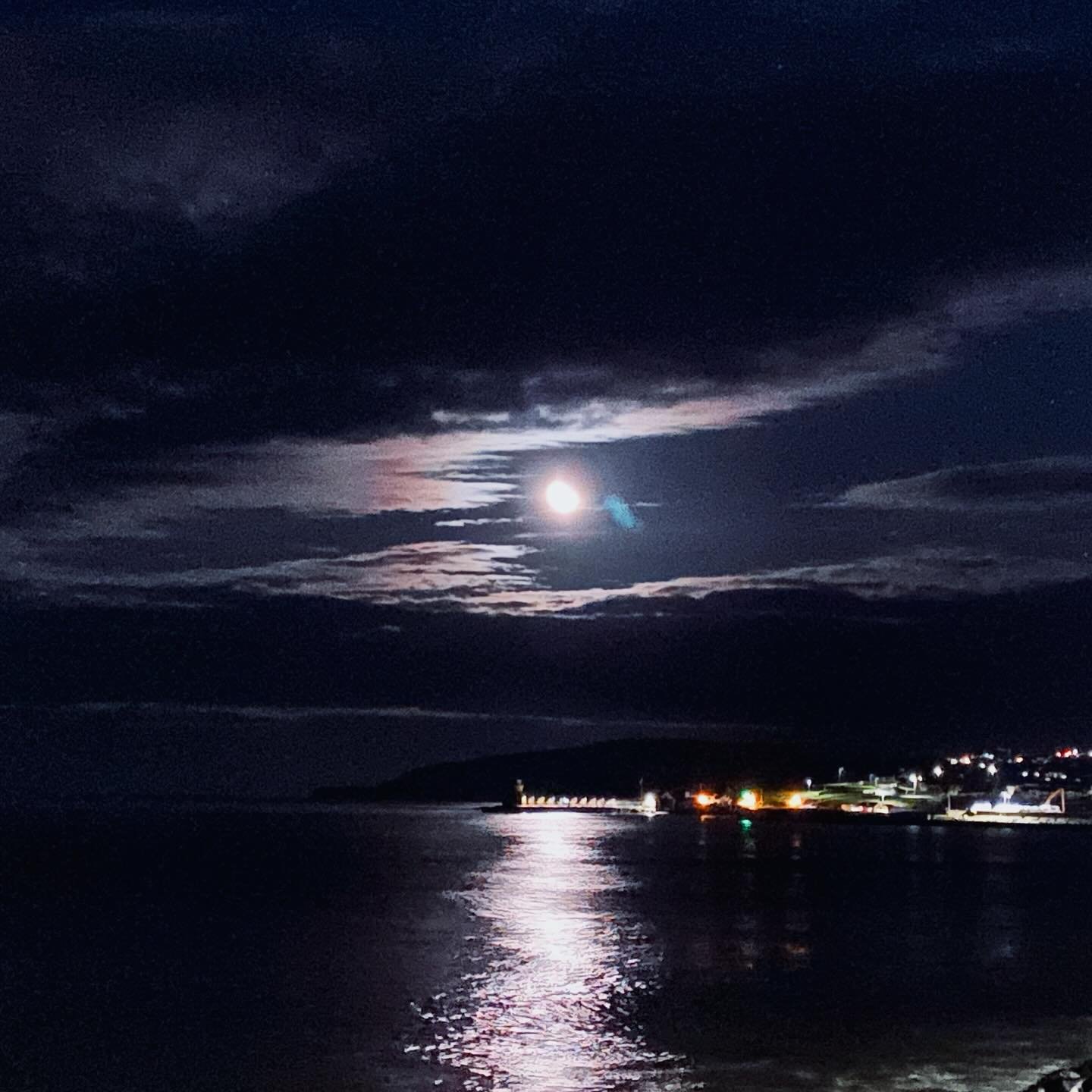 Late home from last nights gig and the Irish Sea is looking its calmest in weeks 🥰