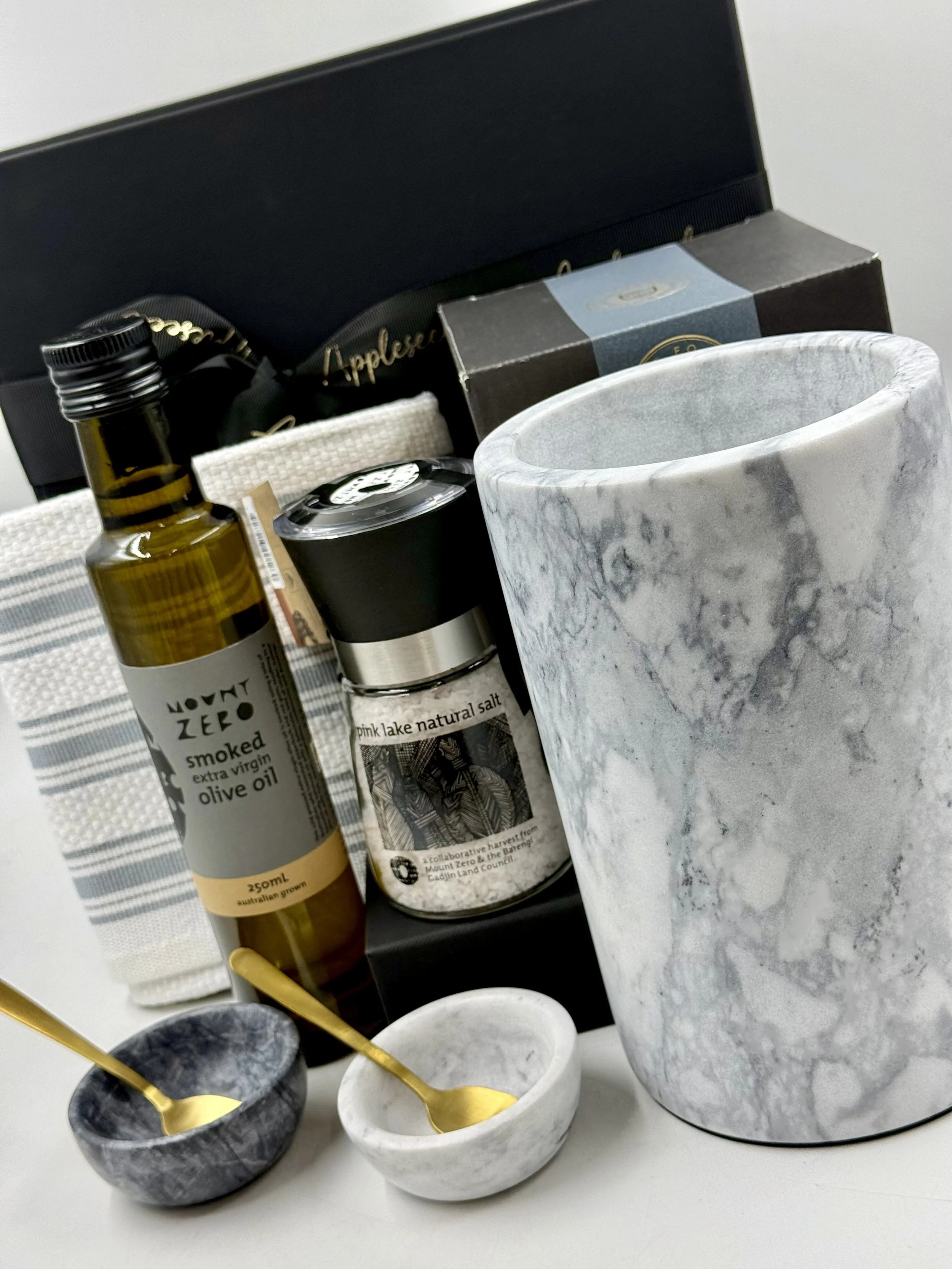 Season kitchen 2.jpg