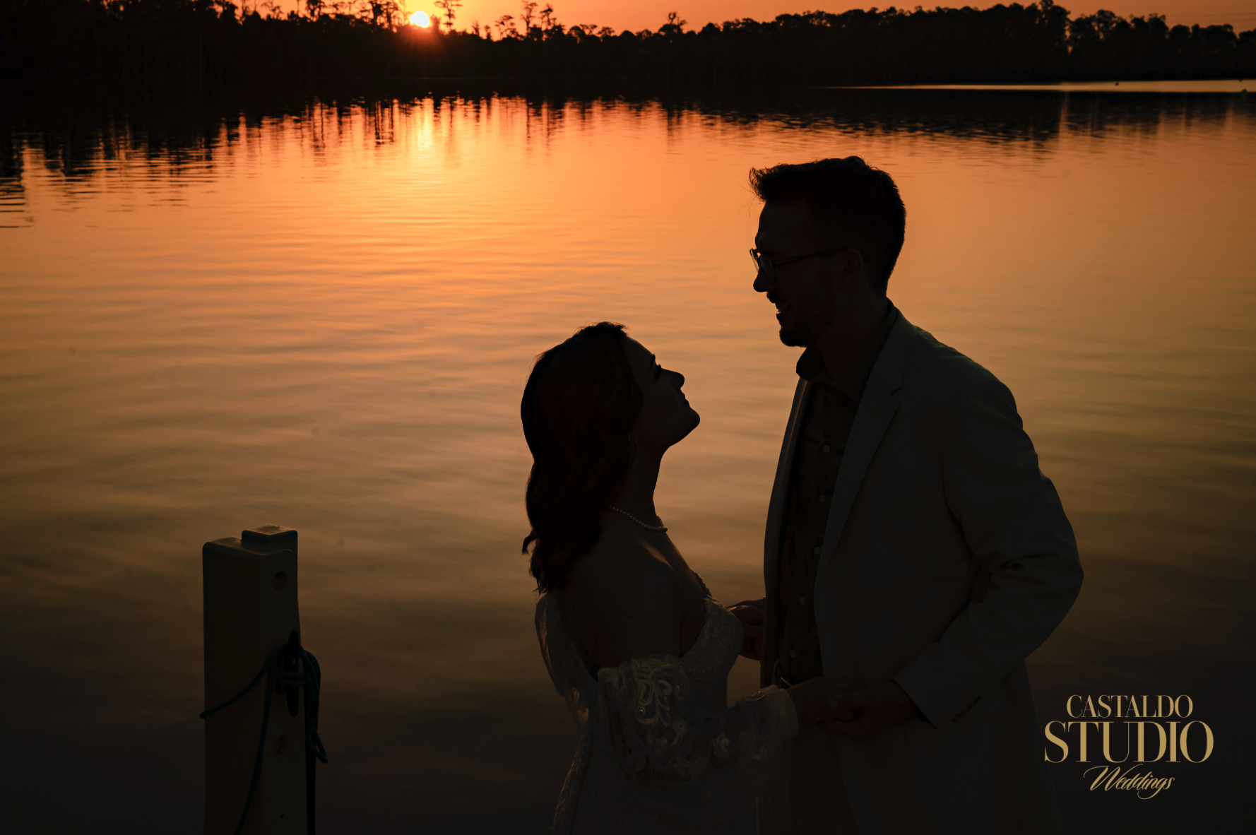 Paradise Cove Orlando Wedding Photographer: What to Know Before You Book