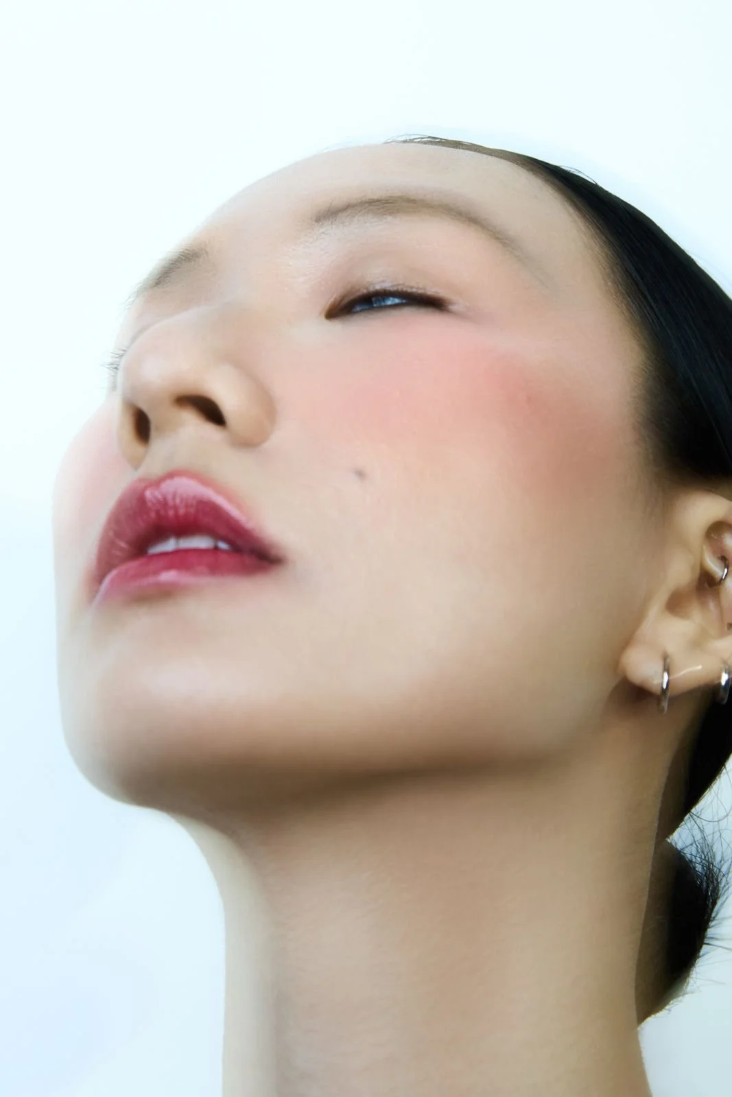 Hair and makeup by Sveta Klyn of The Suburbs Studio