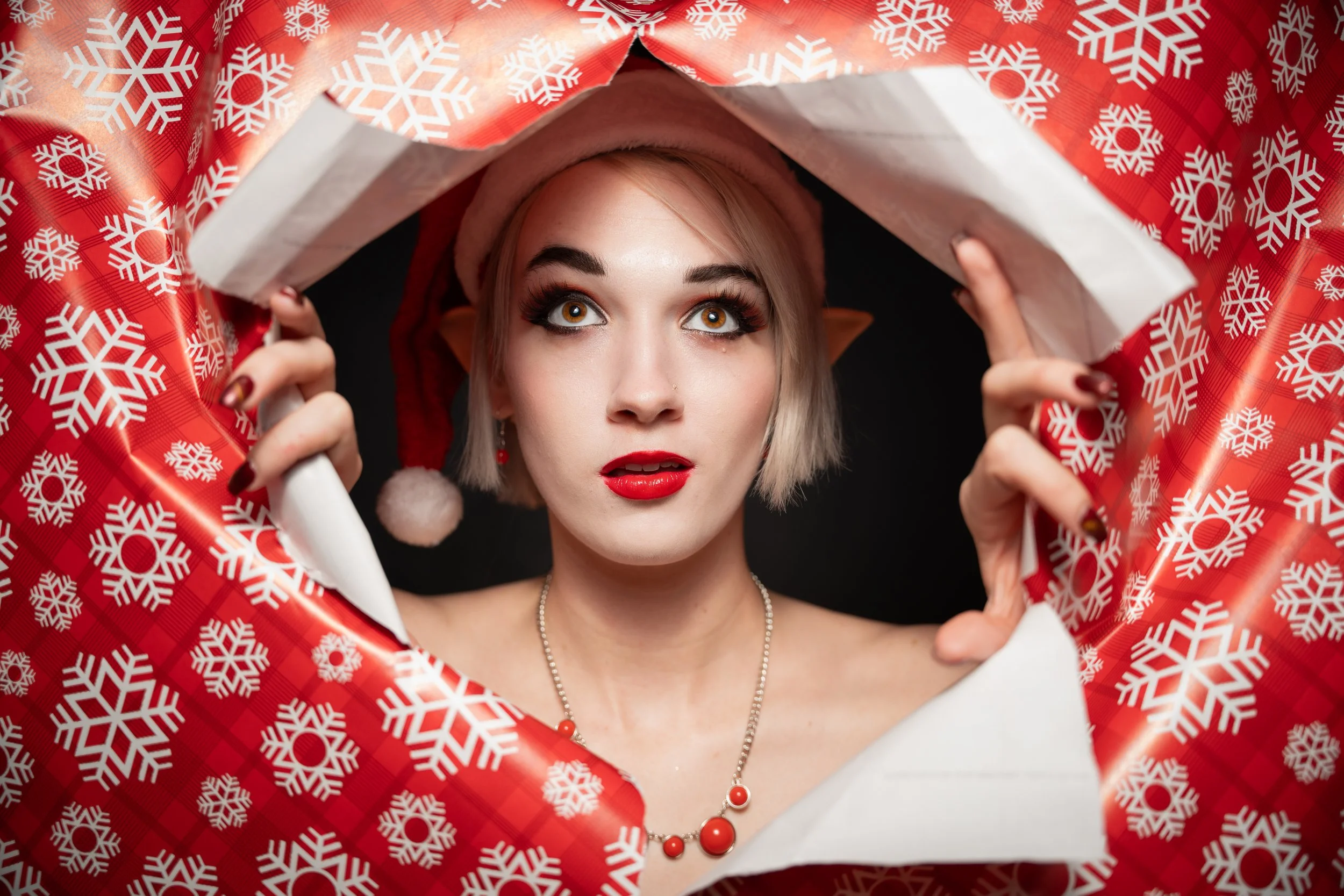 christmas portrait wrapping paper elf.jpg