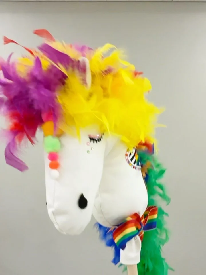 Check out all the ORIGINAL reinbow hobby horse creations from the @team.rowan Pride Pony Club Hobby Horse Workshop! 🐴 

🔗BLOG POST LINK IN BIO 👉 Read more about the workshop, what &ldquo;Free To Be Proud&rdquo; means to Team Rowan, and why hobby h