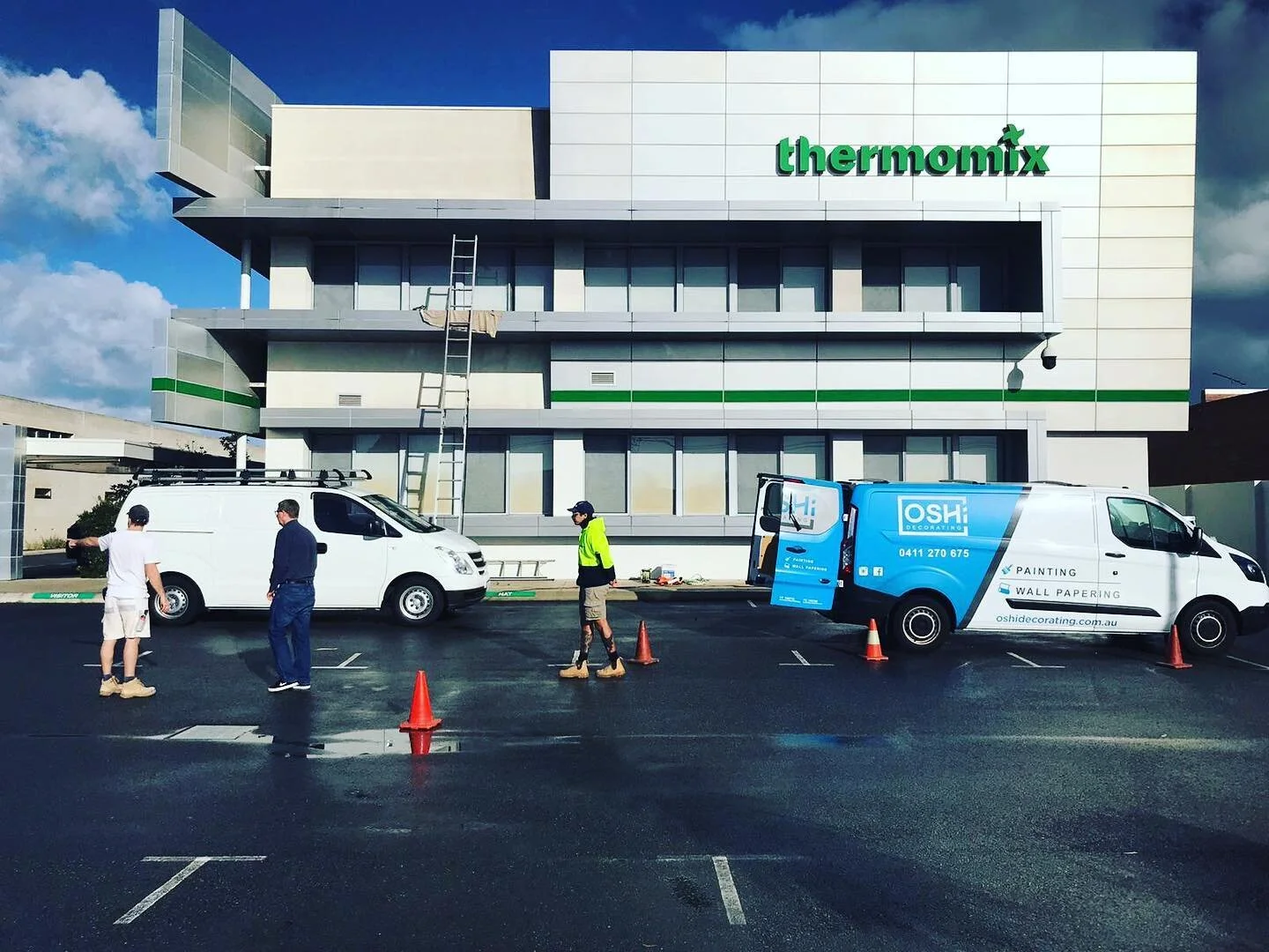 New exterior. Started today. Making Perth even more beautiful. @thermomixaus 👨🏼&zwj;🎨🔥