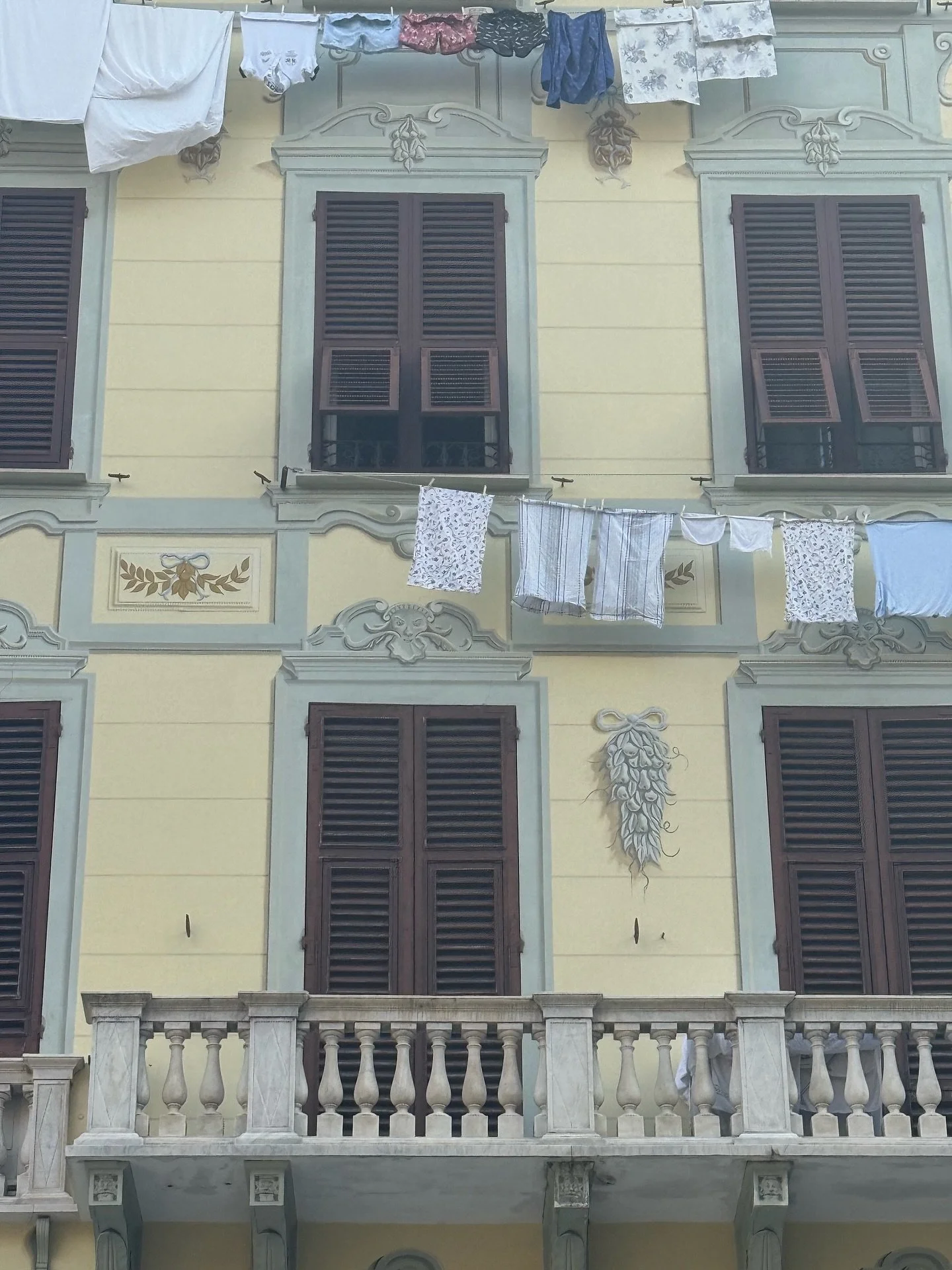 Santa Margherita &mdash; where even the laundry tells a story 💛
