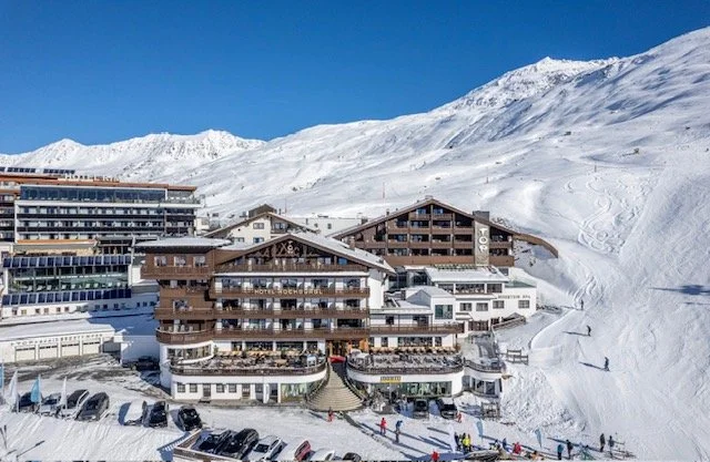 TOP Hotel Hochgurgl - General Management mit Fokus auf Digitalisierung, Teambildung und neue Ernährungsformen ganz im Zeichen der Tiroler Gastfreundschaft