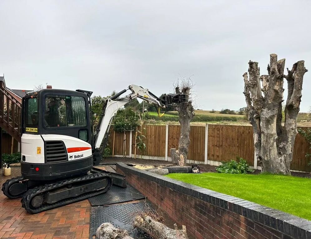 Removing a few &quot;stumps&quot; for this client. The job was made incredibly efficient with the right tools. An impressive 3 loads of timber removed on this job! Site was left immaculate. 
.
.
.
.
#stumpgrinder #stumpremoval #stumpgrinding #predato