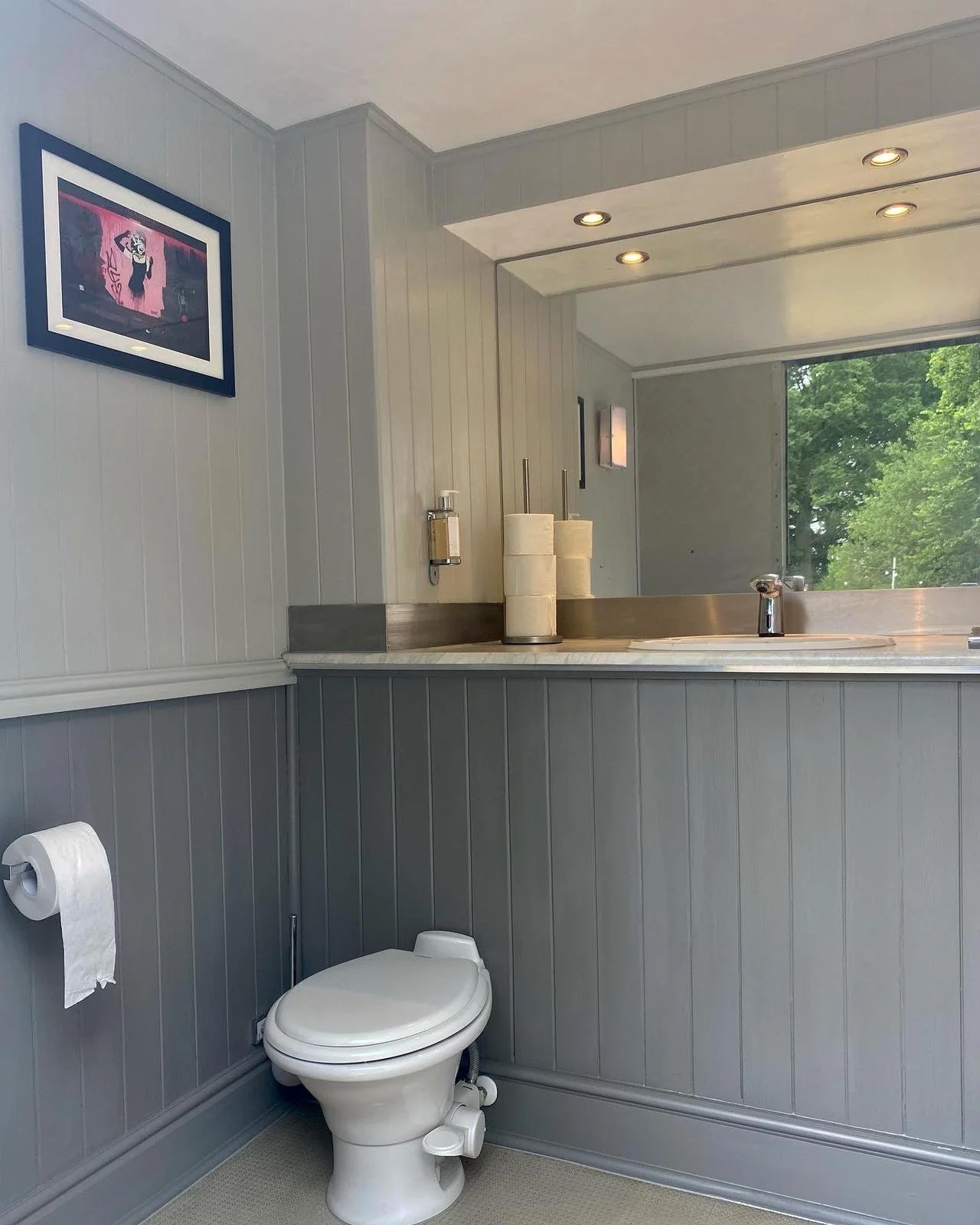 f1d9408d-9b80-497e-ad59-e17642a5db53.jfif