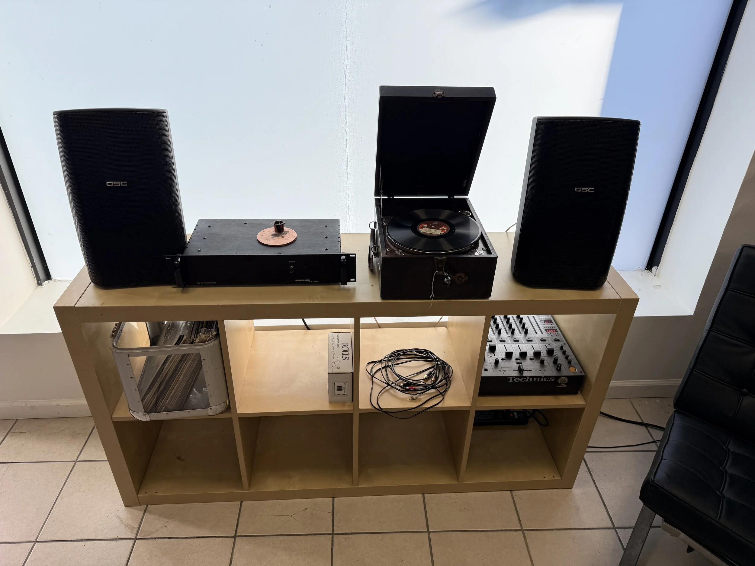 old turntable.jpeg