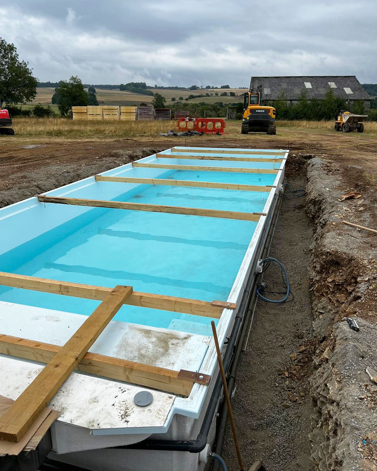 pool-install-3.jpg