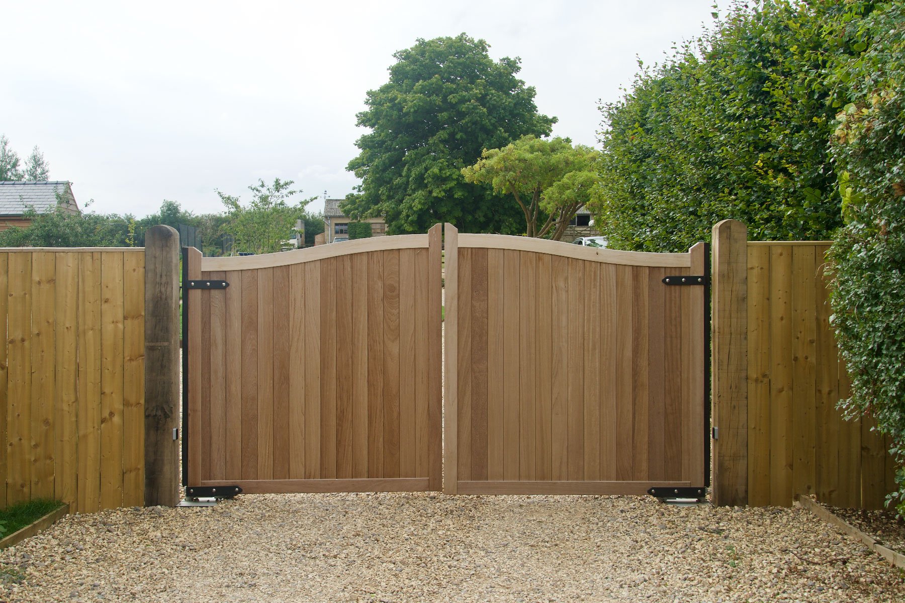 gates-1.jpg