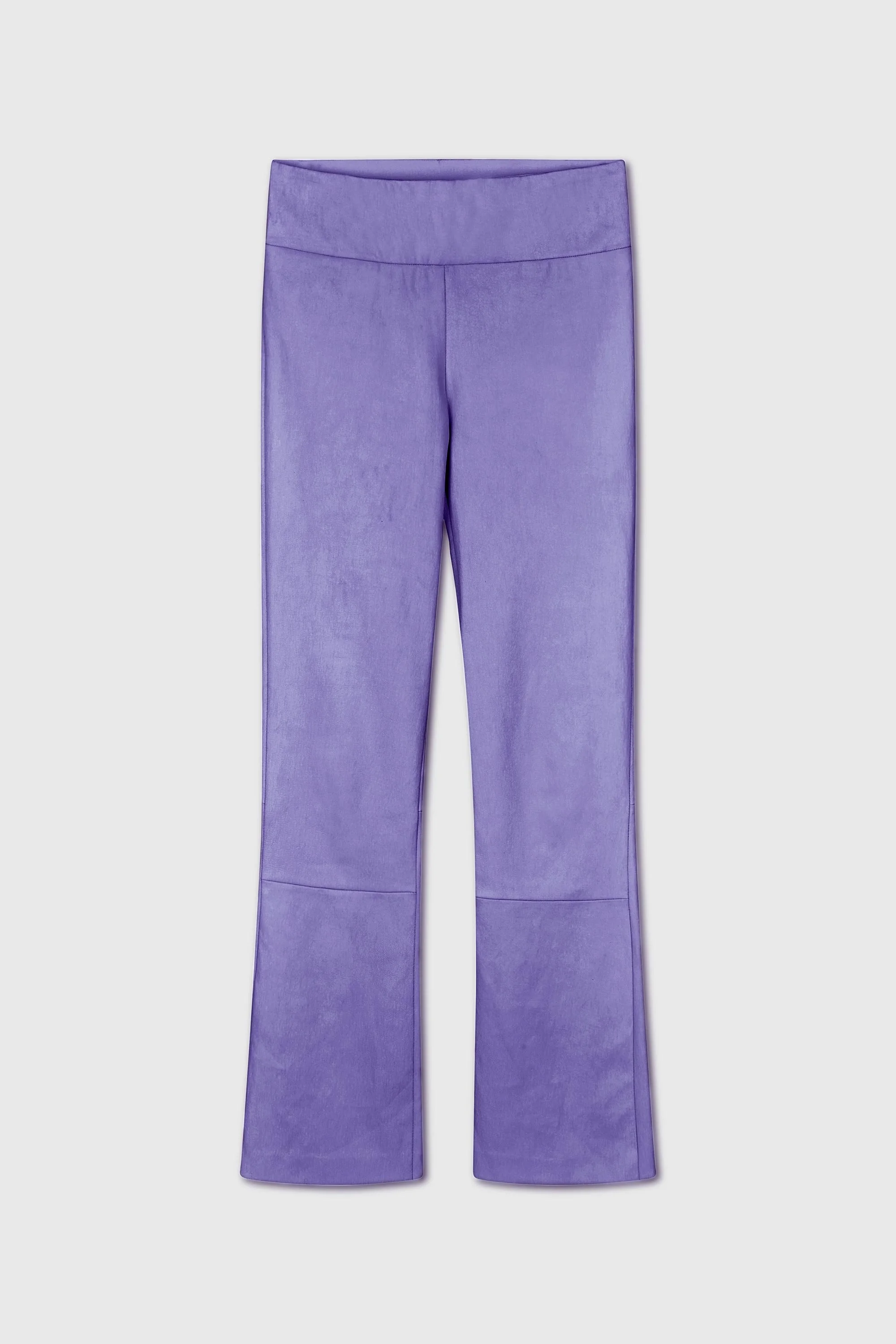 Lederhose mit Kick_viola_front.jpg