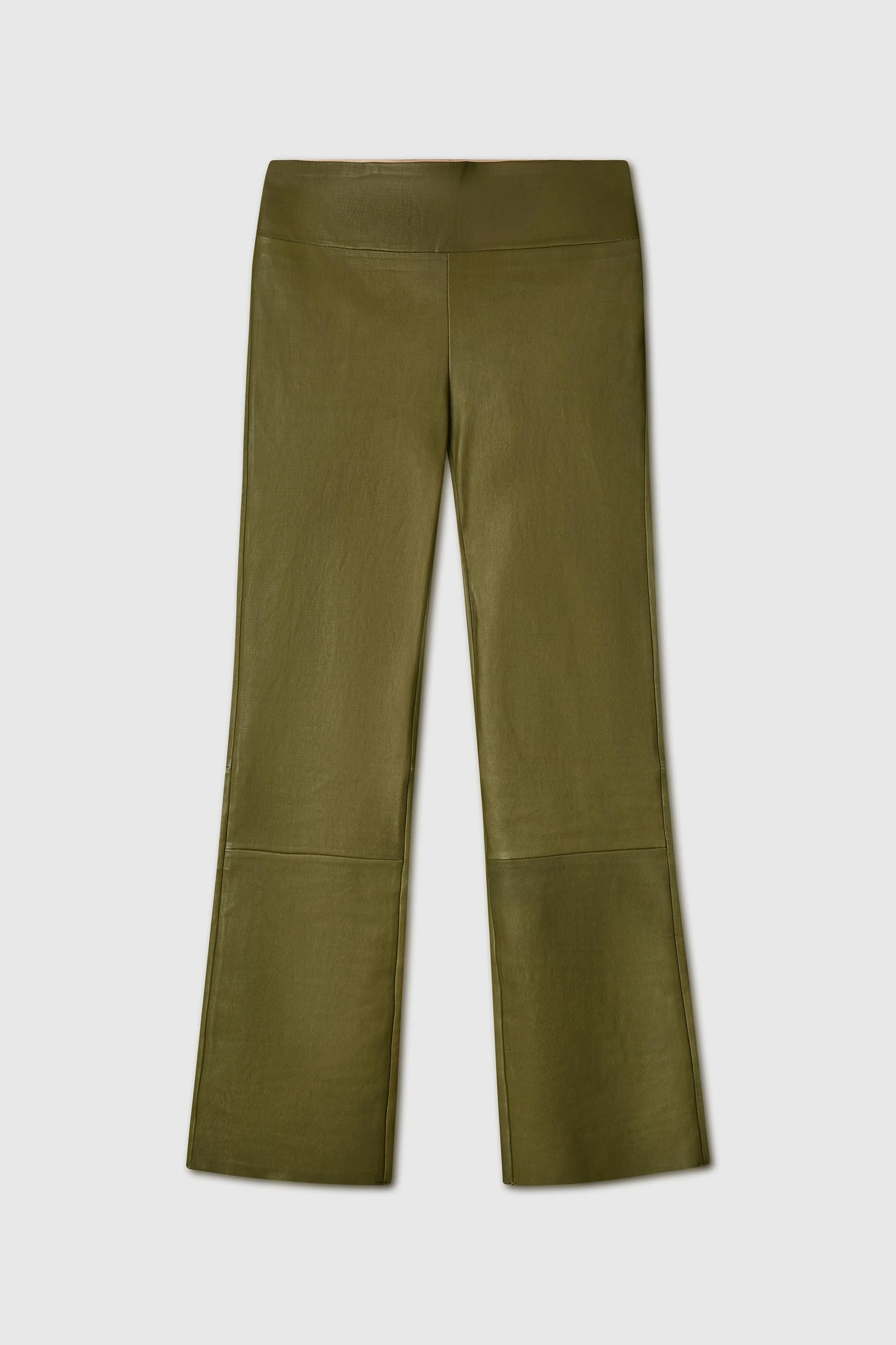 Lederhose mit Kick_salbei_front.jpg