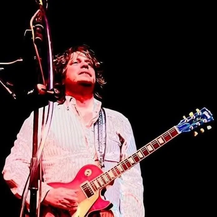 ELYSIAN GARDENS PRESENTS: DAVID HUTCHINS DUO