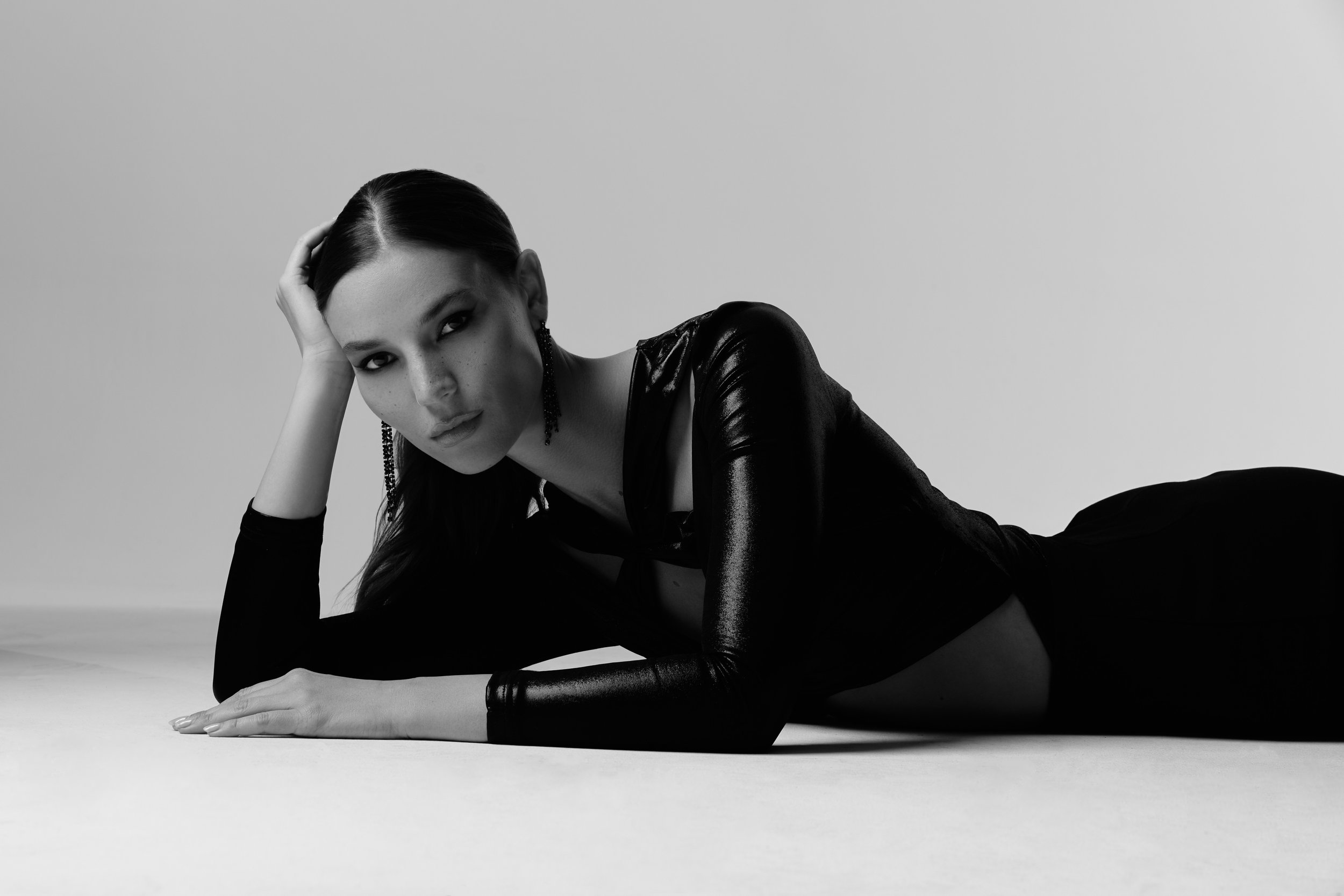Belma Colakovic - MERCI MANAGEMENT - SYDNEY - LIAM BURNETT BLUE - FASHION PHOTOGRAPHER.jpg