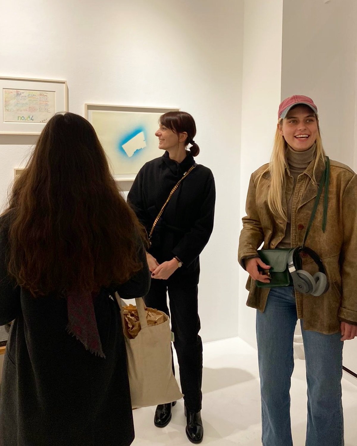 Retour en images sur l&rsquo;afterwork du 7 novembre &agrave; Gen&egrave;ve 🍸Une communaut&eacute; de plus en plus importante et qui accueillera son premier &eacute;v&eacute;nement partenaire en d&eacute;cembre ! 🎉🙌 Rejoignez nous ! RDV sur notre 