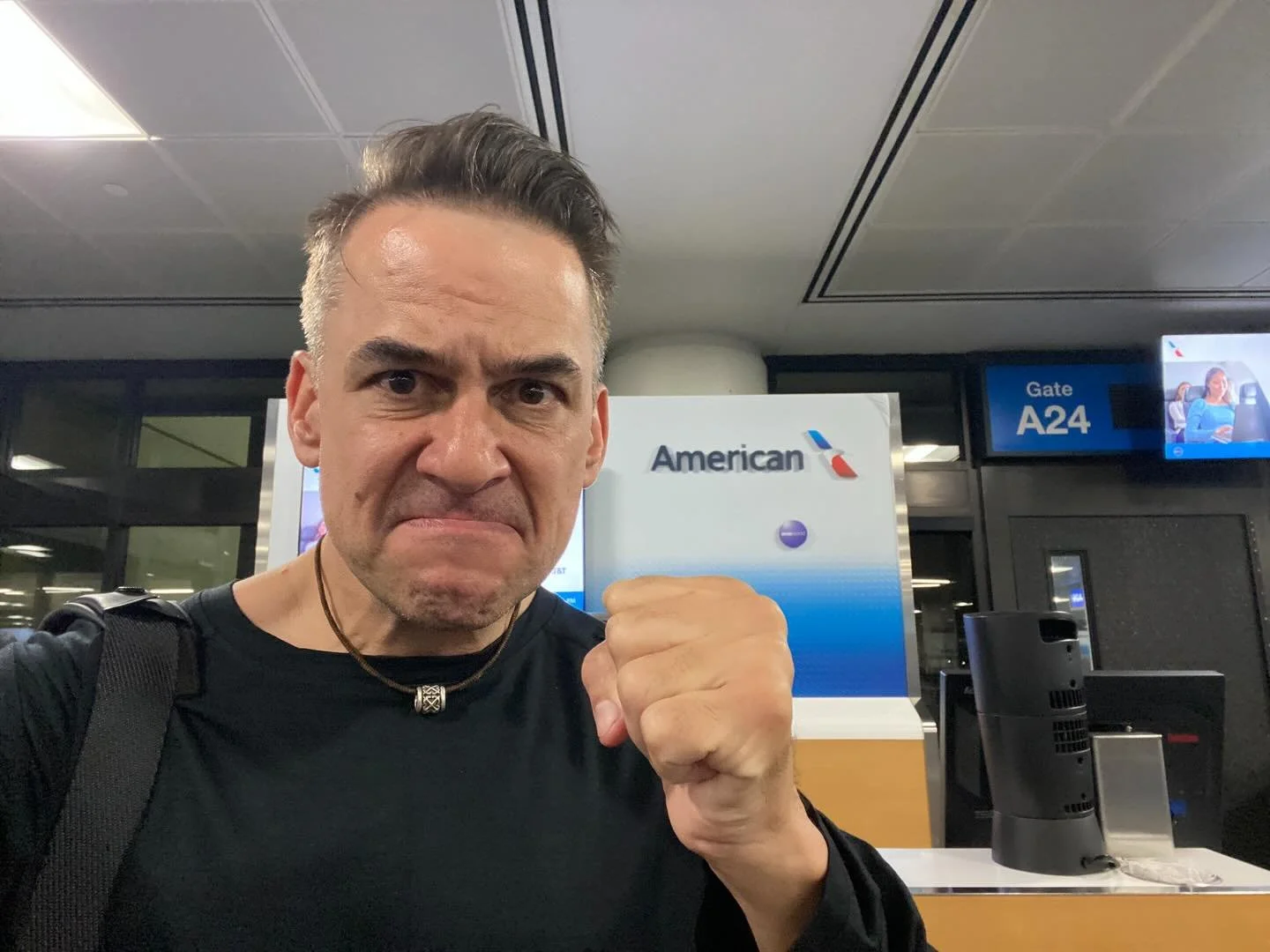 A 3hr flight delay, 2 missed connections, an aborted landing and redirection to another airport. A quick beer in an airport lounge, sprint to other side of airport (thank you, new hip) in Dallas, or maybe that was Phoenix, I forget. 16hrs later made 