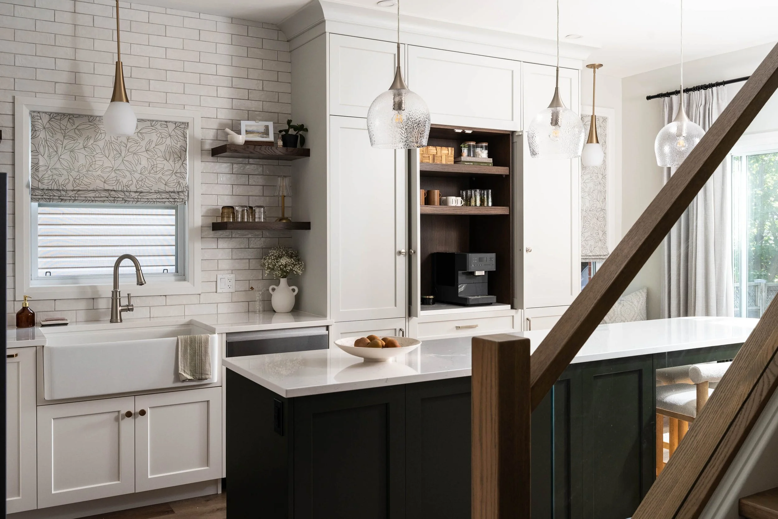 Guelph Glass and Wood Stair Railings