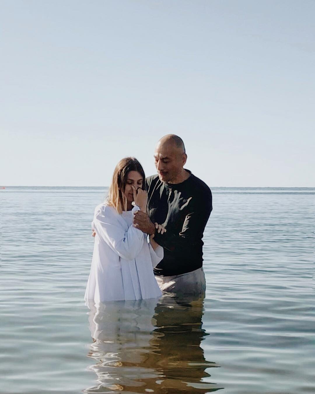 &ldquo;Jesus said to her, &ldquo;I am the resurrection and the life. The one who believes in me will live, even though they die; and whoever lives by believing in me will never die. Do you believe this?&rdquo;&rdquo;
‭‭John‬ ‭11:25-26‬
-
#baptism#res