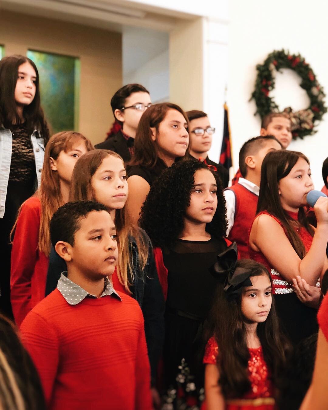 We are so proud of our Miami Springs SDA School Choir! Good job to all of the children who sang 👏
.
#mssdac#Christmas#chori#schoolchoir#sing#praise#childrenchior#miamisprings#school#miamispringsschool#Christmaschoir