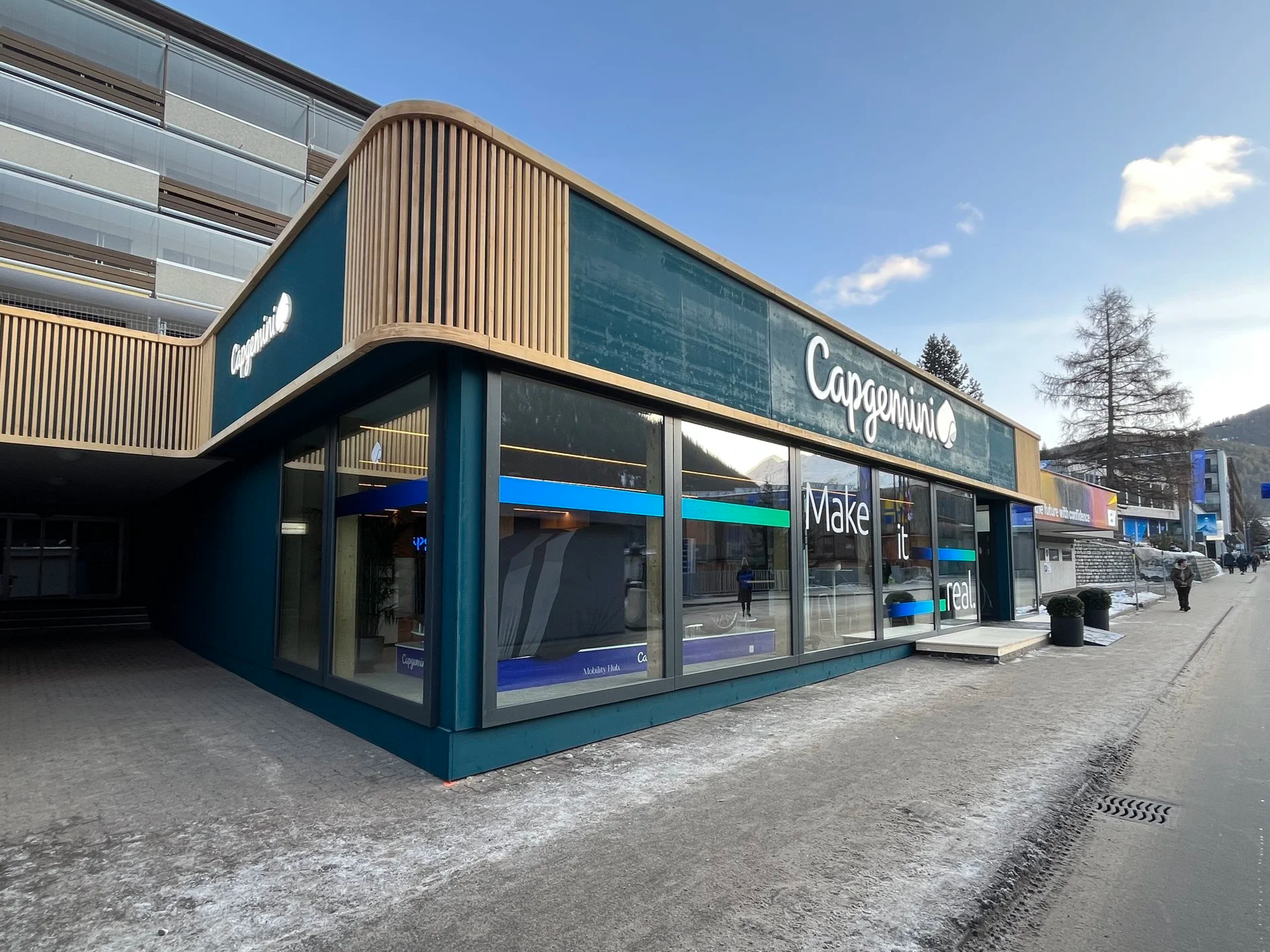 WEF 2026: Zwei Promenaden, ein starkes Team – Räume für Begegnung, die bleiben. 🚀