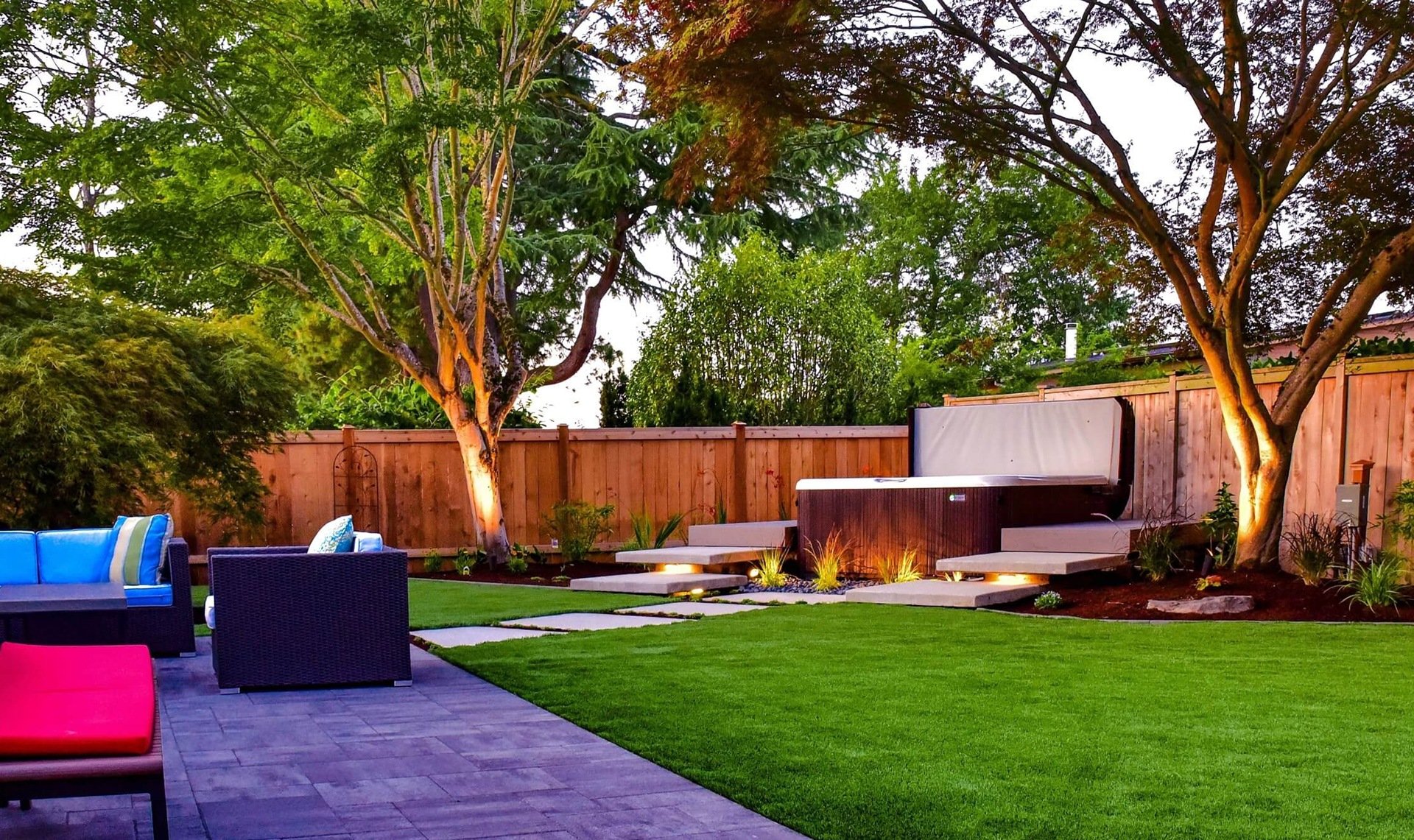 Artificial turf in Redmond, Bellevue, Issaquah, Kirkland, Magnolia, Sammamish, Seattle WA