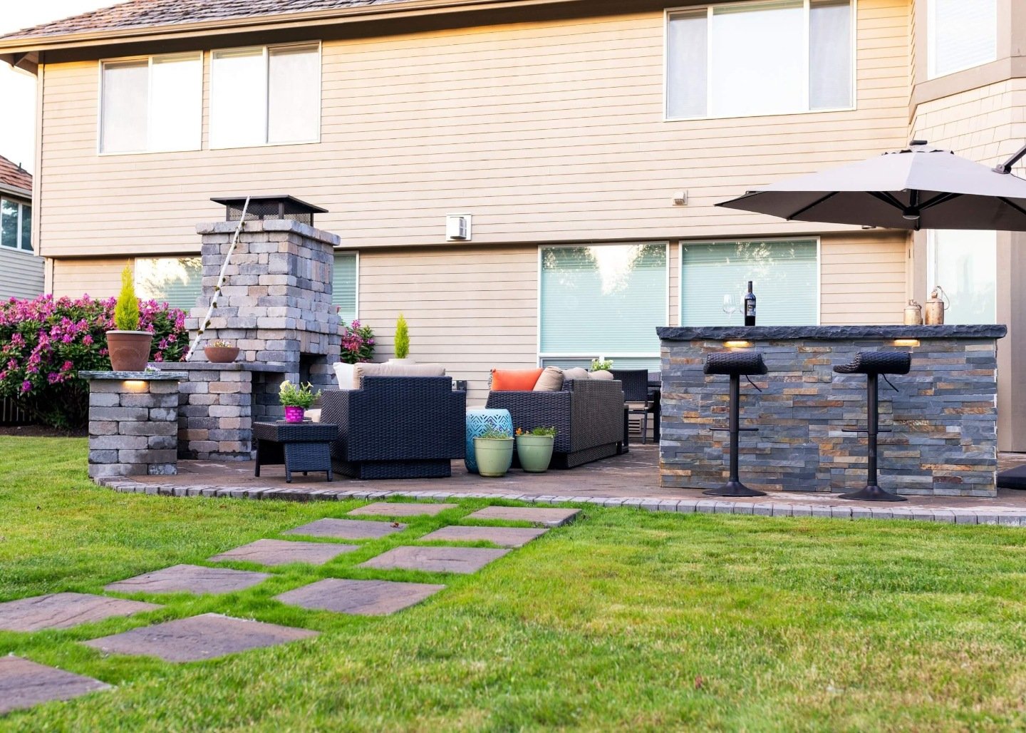 Landscape design with fire pit in Mercer Island, WA