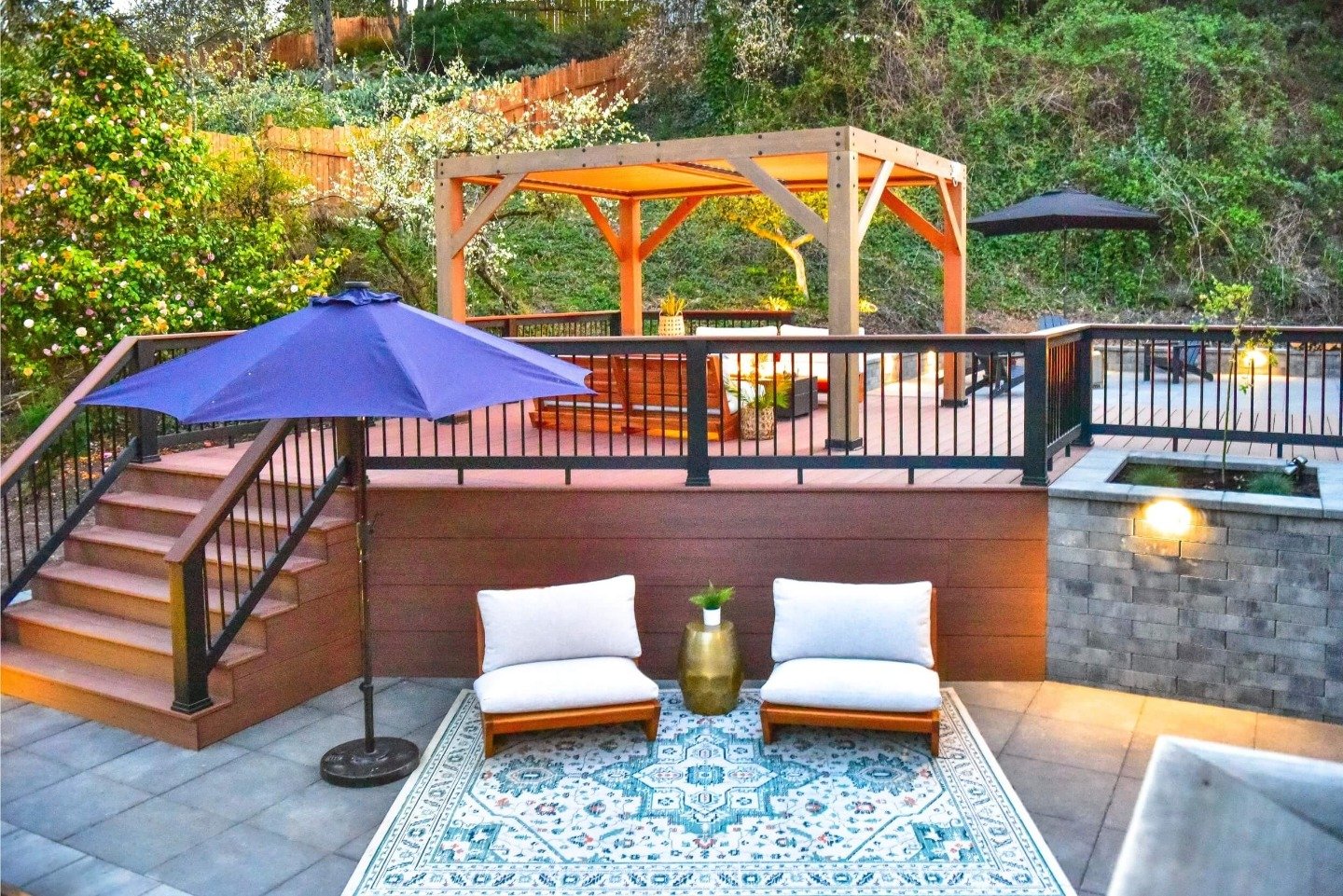 Deck, railings and pergola in Magnolia, WA