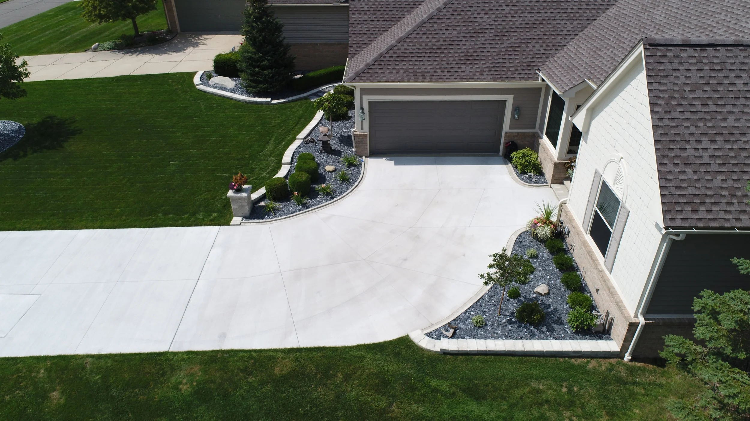 driveway and retaining wall in st. clair county, mi