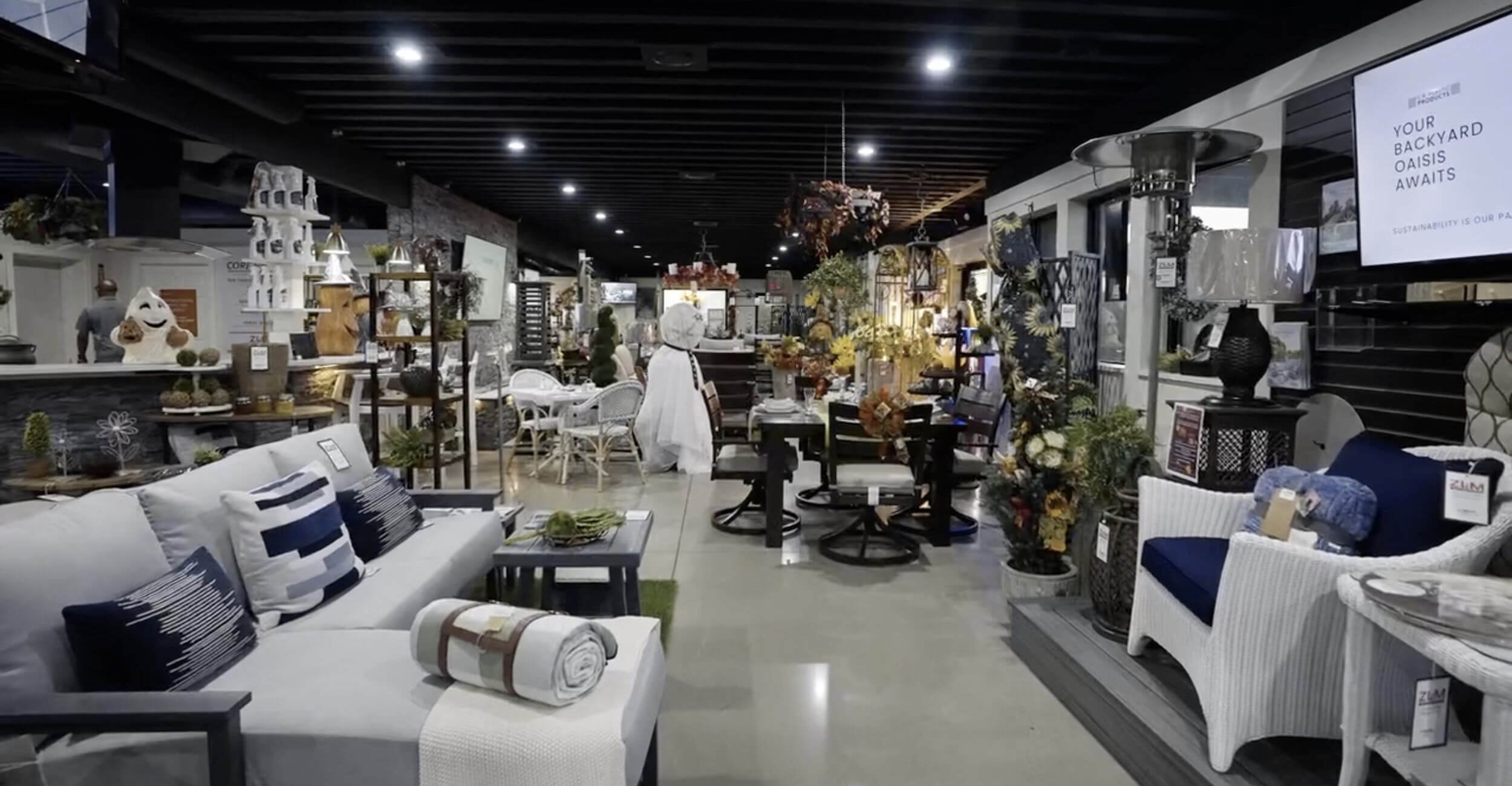 outdoor living showroom in Troy, Shelby Township, and Rochester Hills, MI