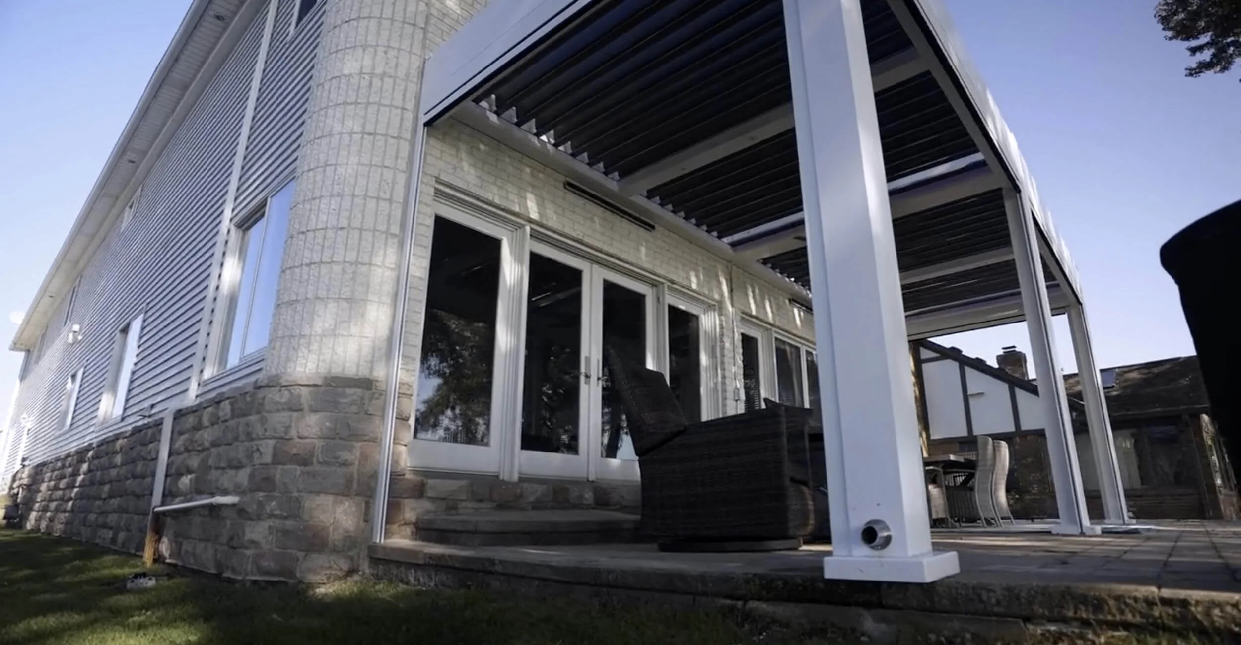 Outdoor layout supporting three season outdoor living in Troy, Shelby Township, and Rochester Hills, MI for extended entertaining