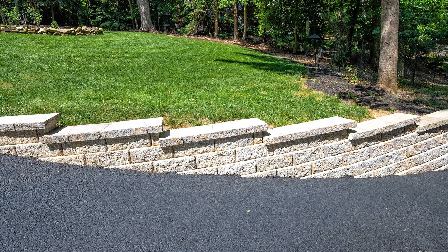 Driveway and retaining wall in Powhatan County, VA (Copy)