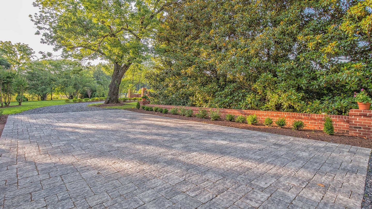 Top quality paver driveway in Rockville VA