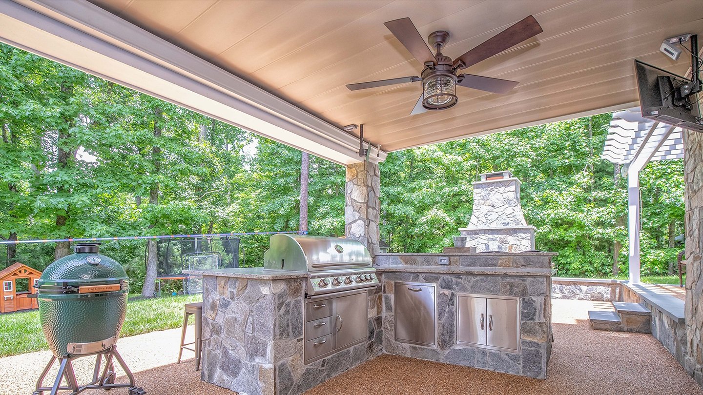 Top quality outdoor kitchen in Moseley, VA