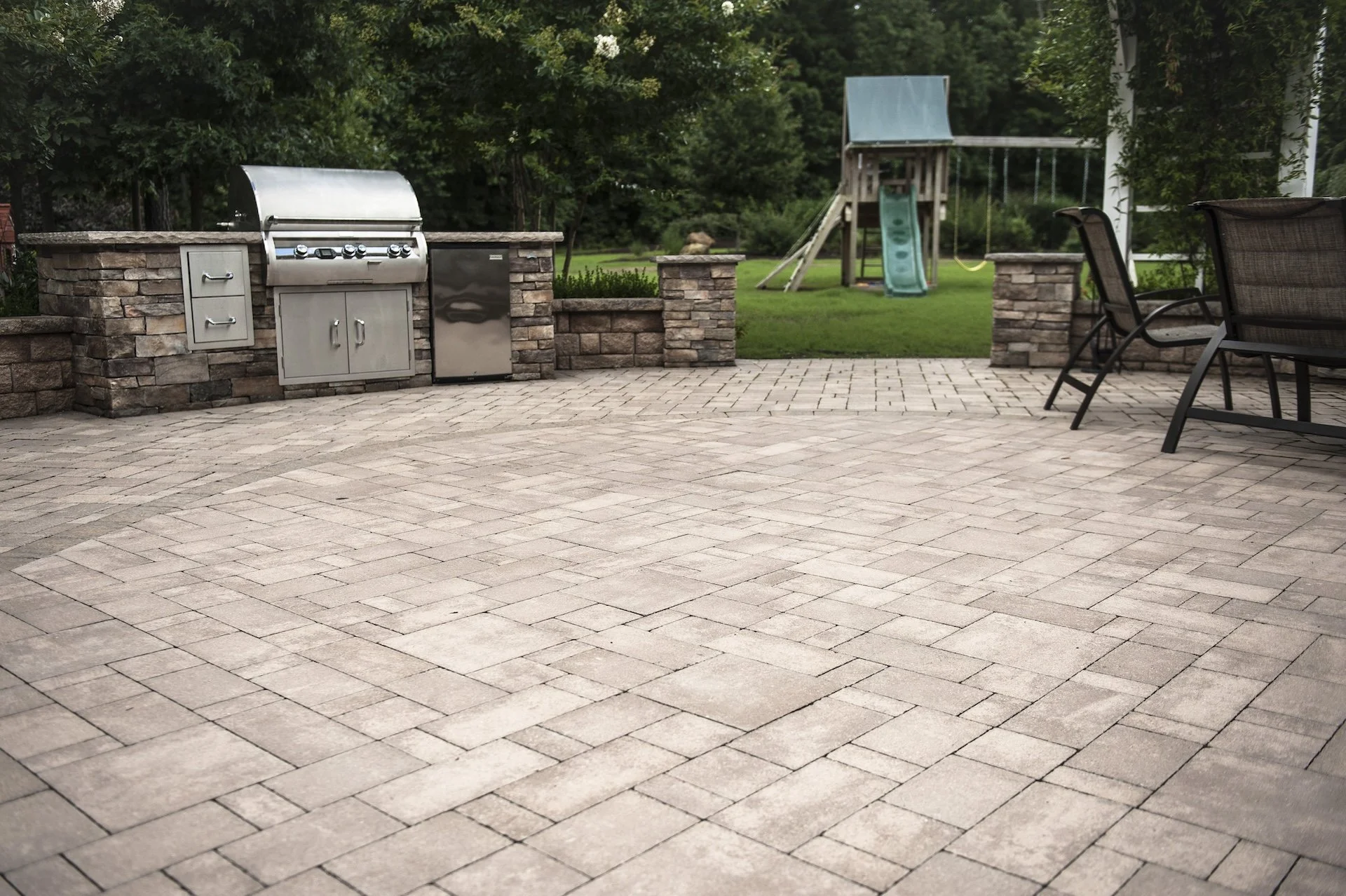Paver Repair in Midlothian, VA: Signs Your Patio, Walkway, or Driveway May Be Ready for Restoration