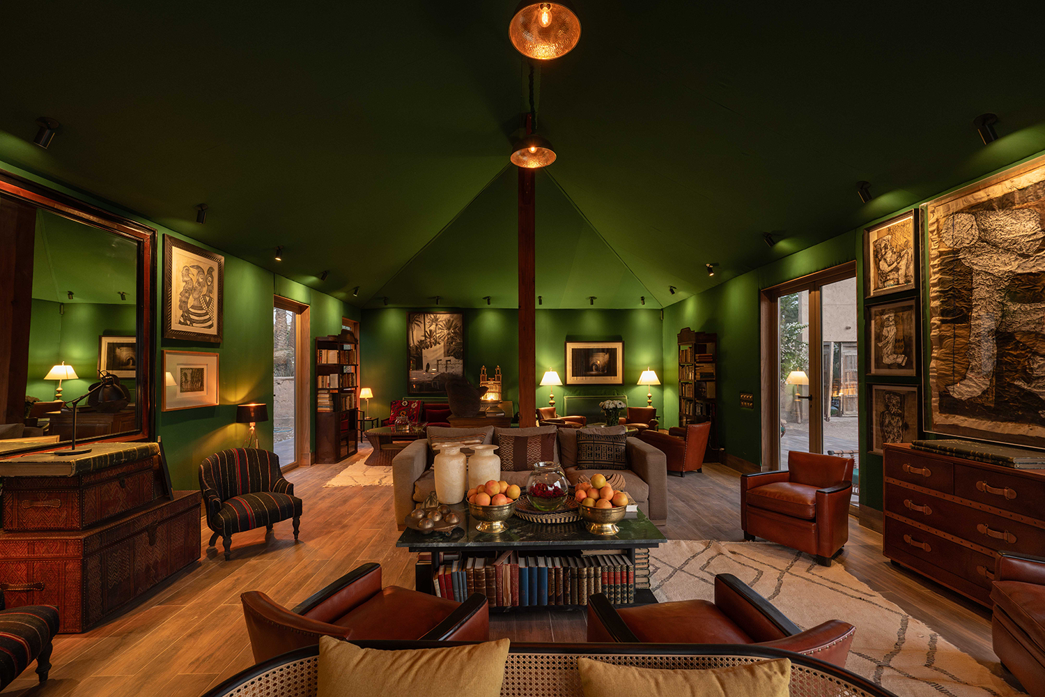 Jnane Karwan Salon taken by Leonie captures.png