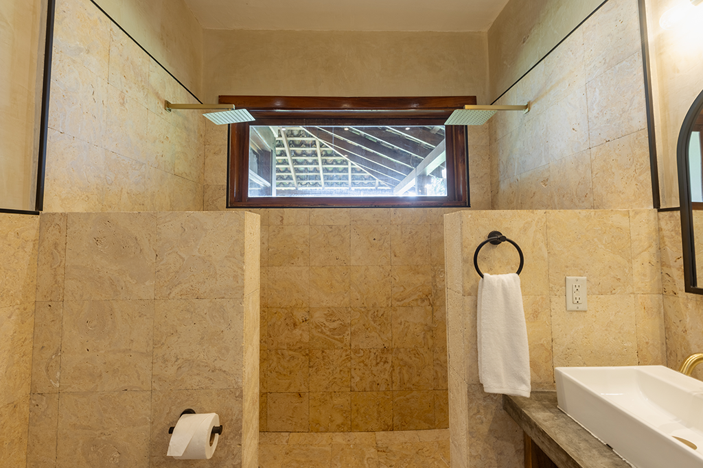 4W2A0466-HDR-78.png