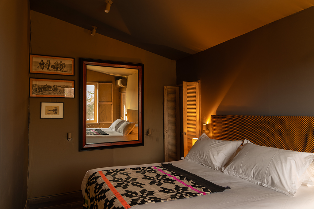 JNANE KARWAN EXPLORER Safari Luxury Suite  (3).png
