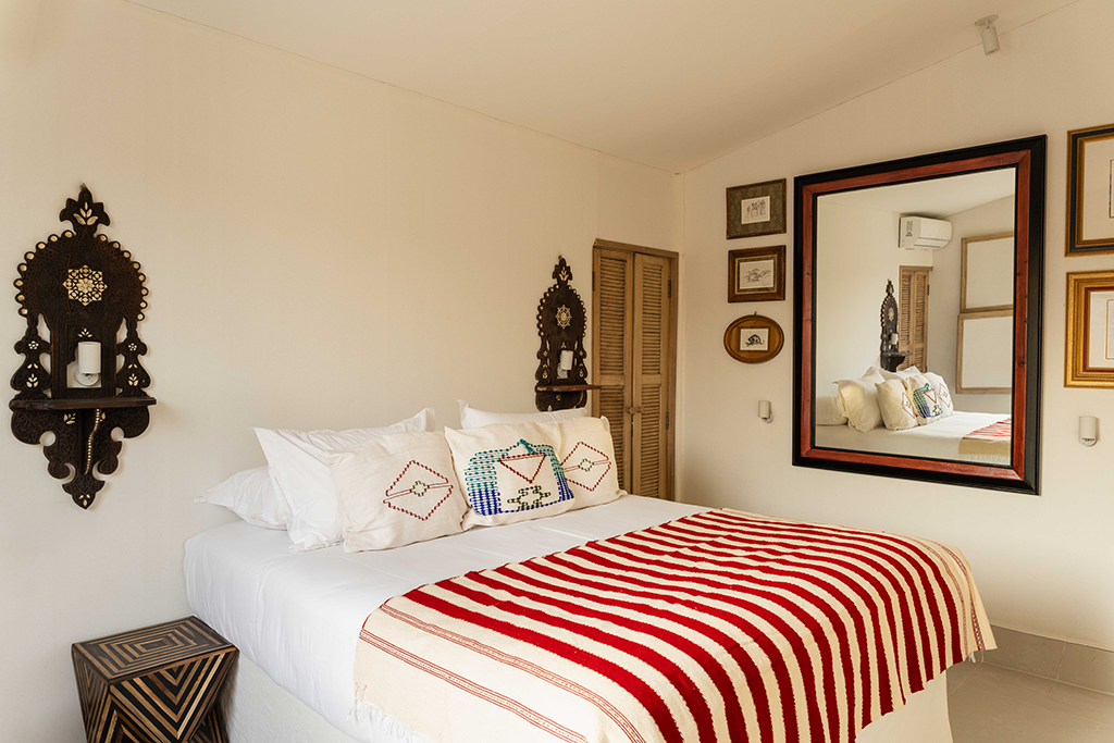 JNANE KARWAN PEARL Safari Luxury Suite .jpg (1).png