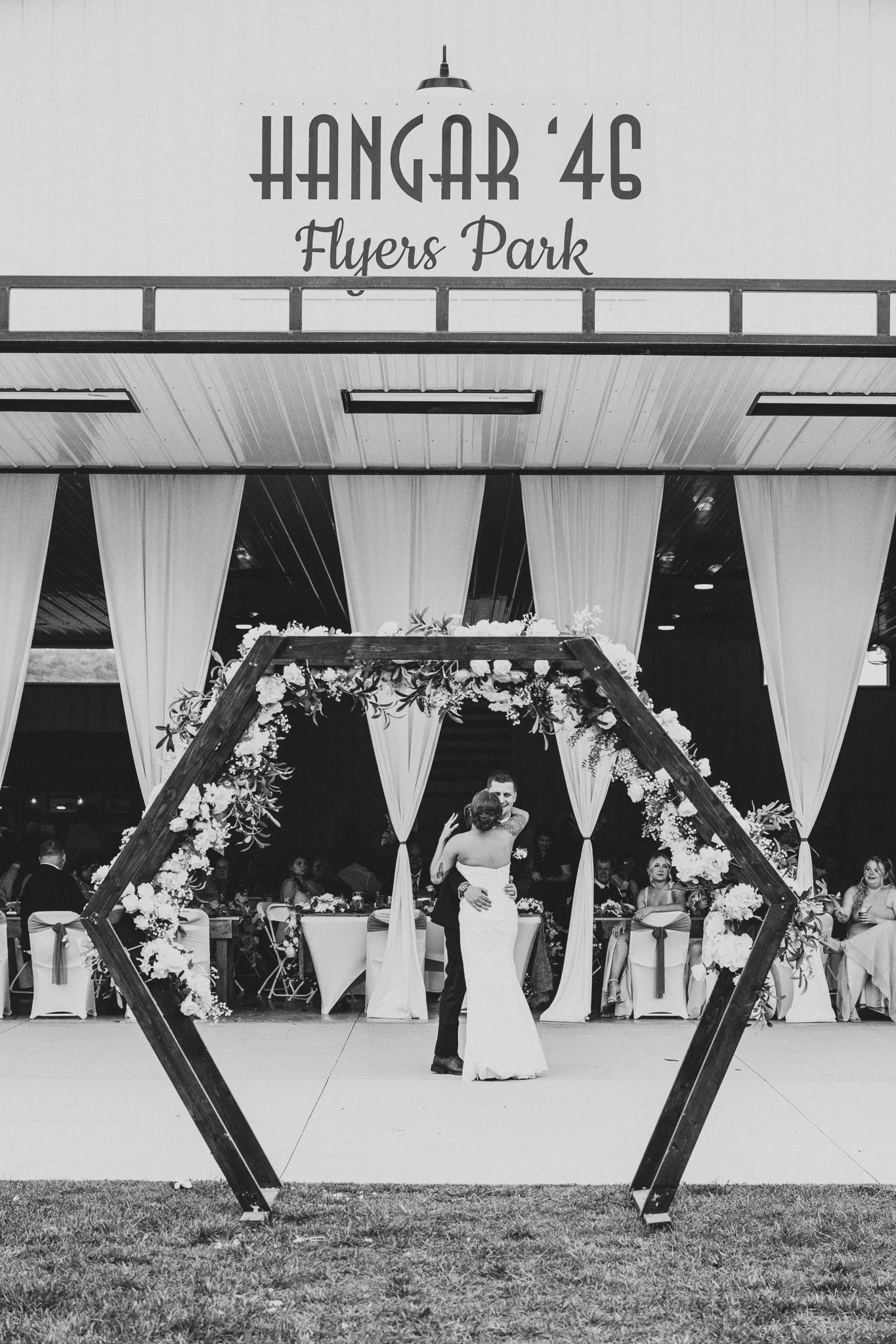 Madyson McCafferty and Austin Barrett - B&W-76.jpg