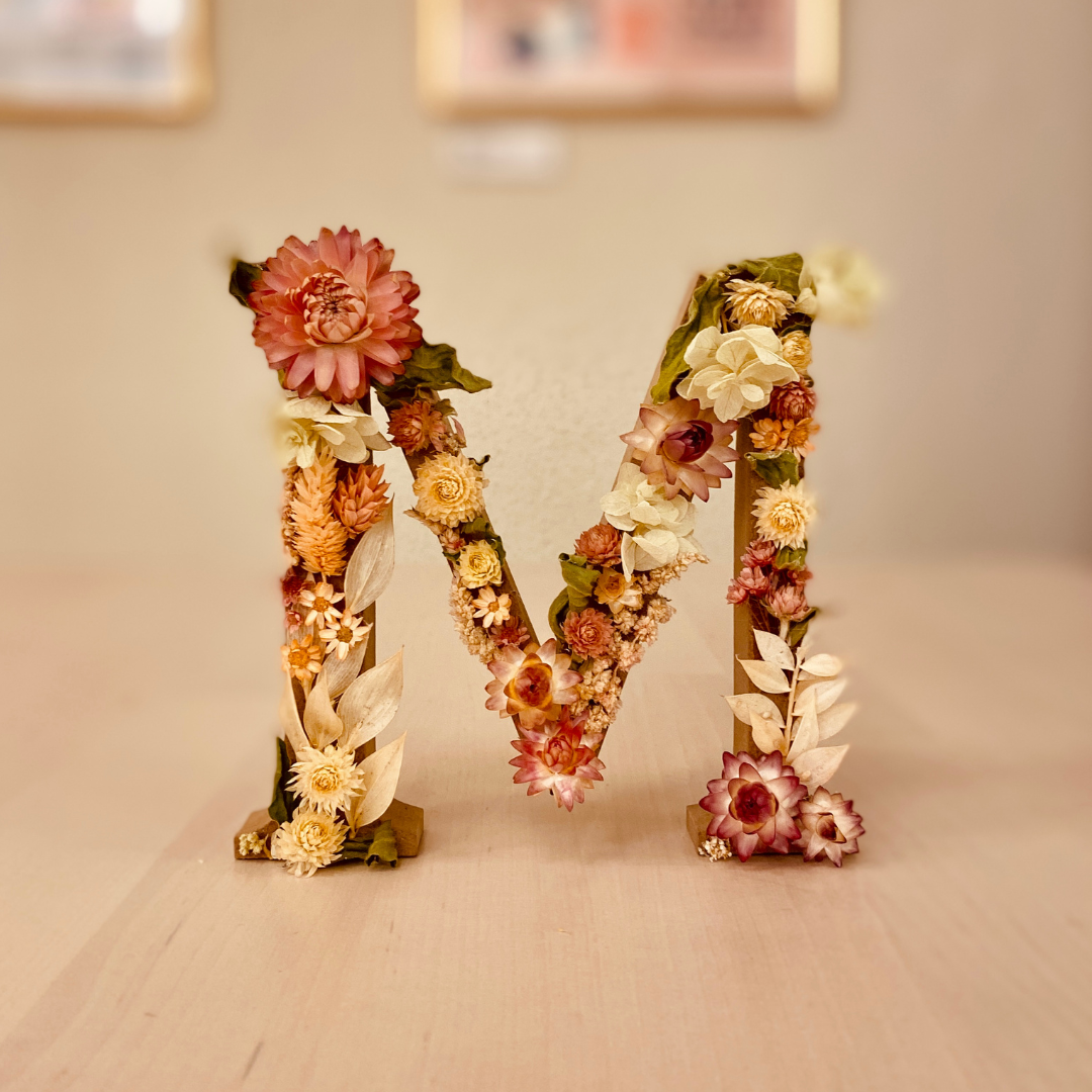 Visuel-atelier-lettre-fleurs-sechees-ENJOIE-1.png
