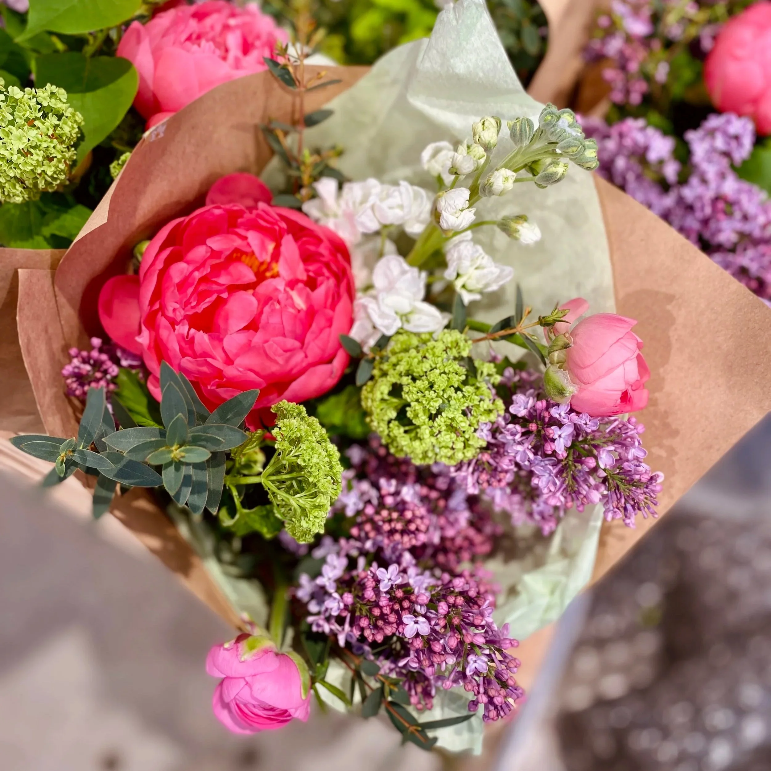 Bouquet-fleurs-printemps-2025-ENJOIE-4.jpg