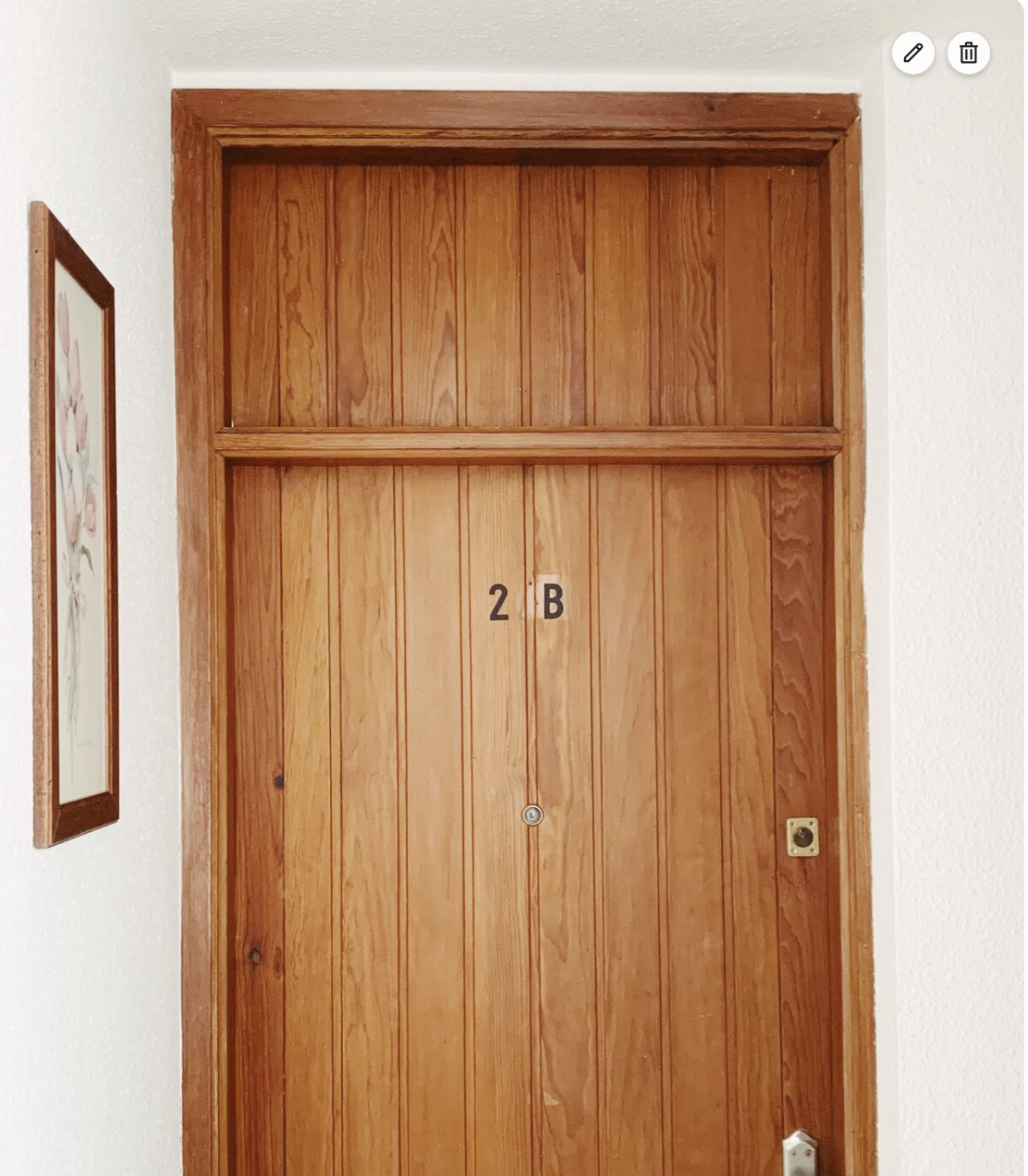 4.	Your apartment is 2B, clearly marked on the door. Welcome to Seaside Studios, and enjoy your stay! 😊