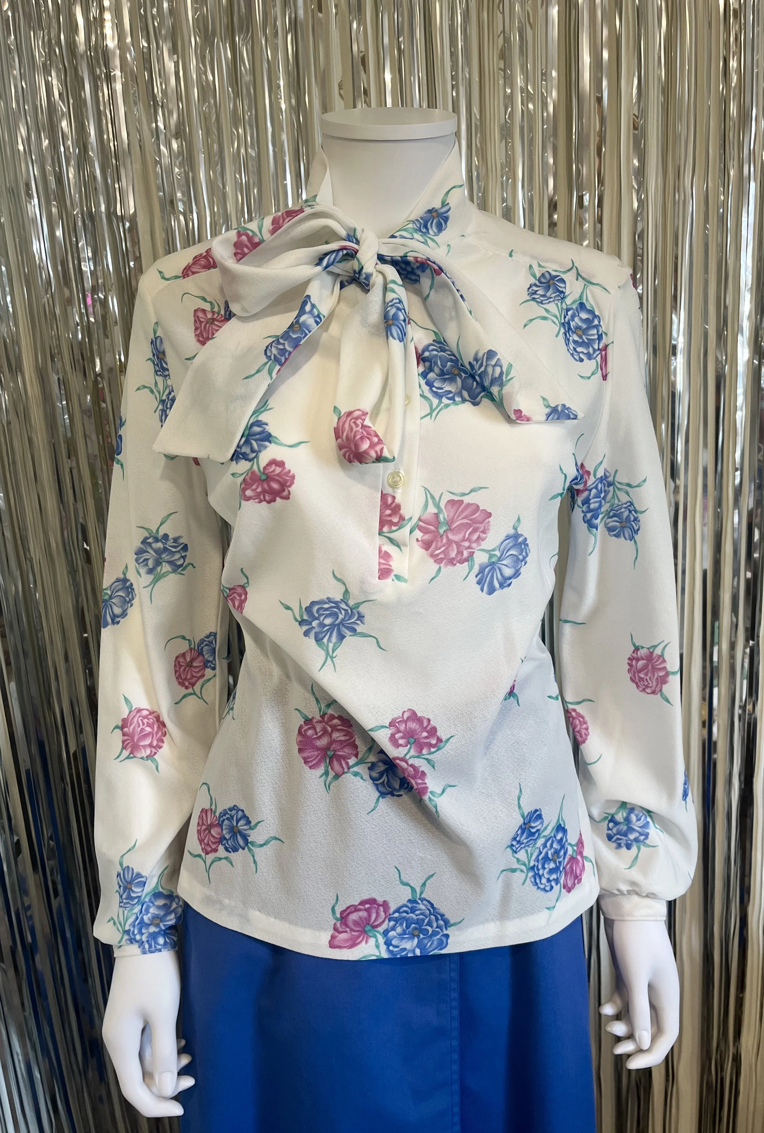 Vintage White Floral Pussybow Blouse