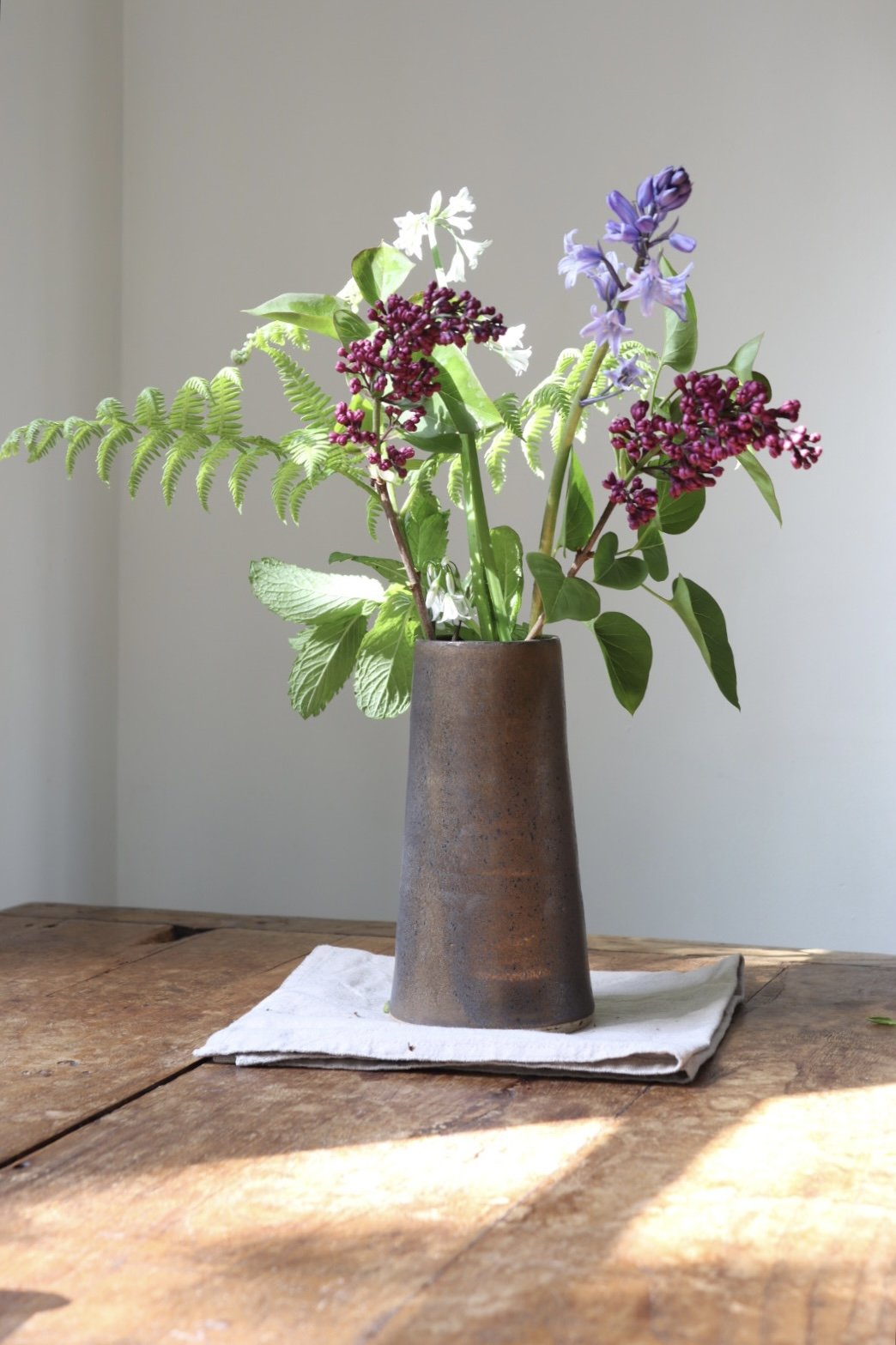 Tall vase dark gold