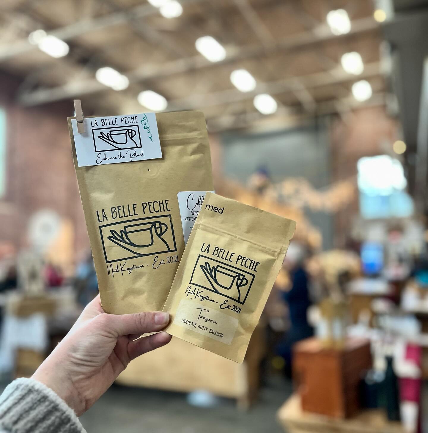 Such a fun holiday market at @iyrsedu! We&rsquo;re here until 3:30 and just have a few bags left. Come visit 💕☕️