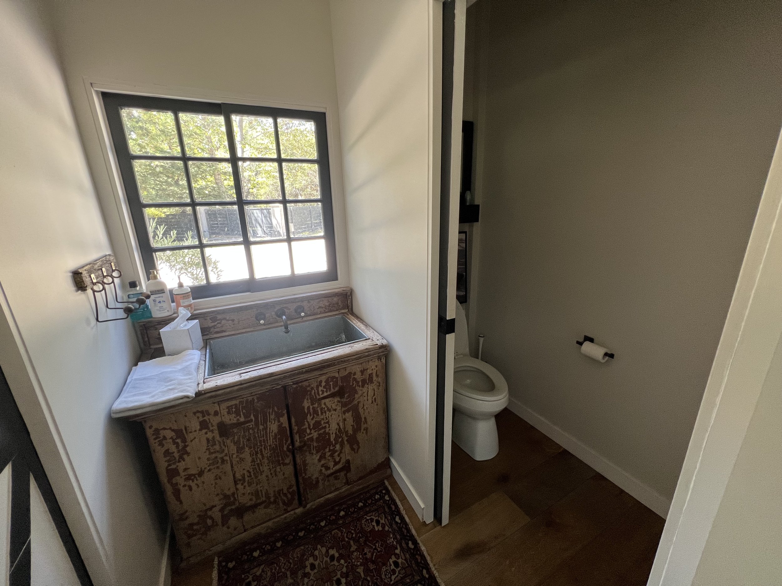 bathroom.jpeg