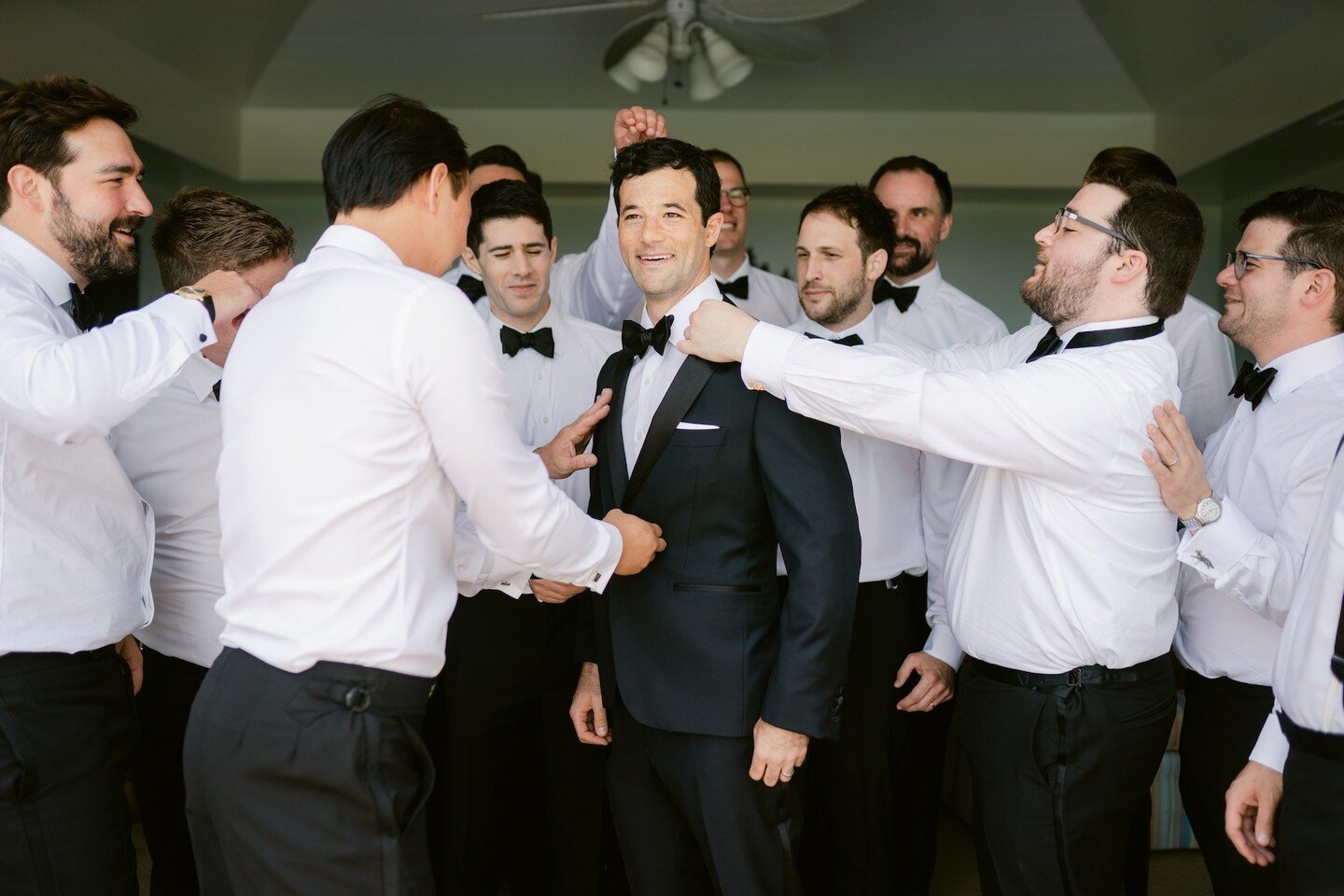 Let's hear it for the boys! Too often, the boys get left behind in the whirlwind of planning. But never fear: We'll help you ensure every tux shirt is steamed, bow tie is tied, and boutonni&egrave;re is pinned. ⁠
⁠
Planning: #apotheosisevents⁠
Design