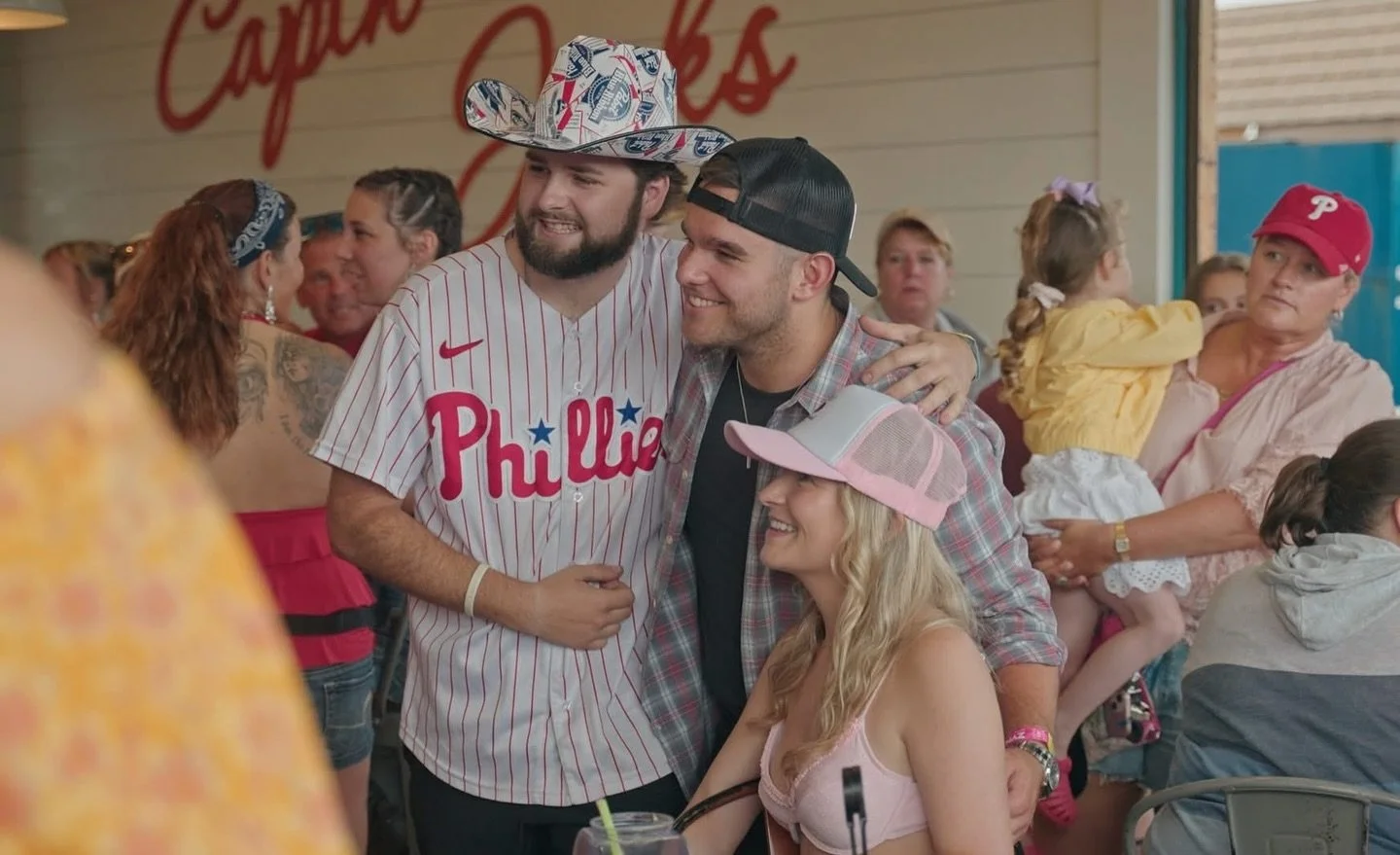 I&rsquo;m coming up with awesome names to call everyone who is a part of The Beach House! Two ideas I had were &ldquo;The Guests&rdquo; and &ldquo;The Locals!&rdquo; Drop your ideas below in the comments! 😎

#HoldynBarder #CountryMusic #TheBeachHous